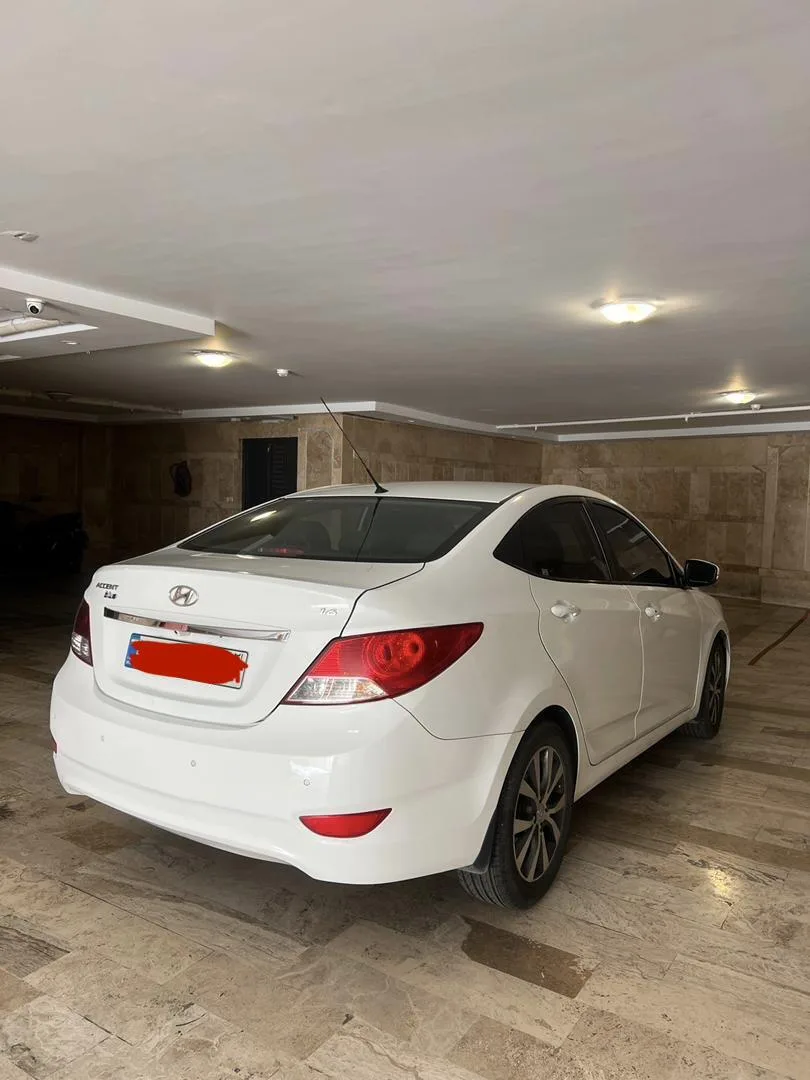 هیوندای  اکسنت 2