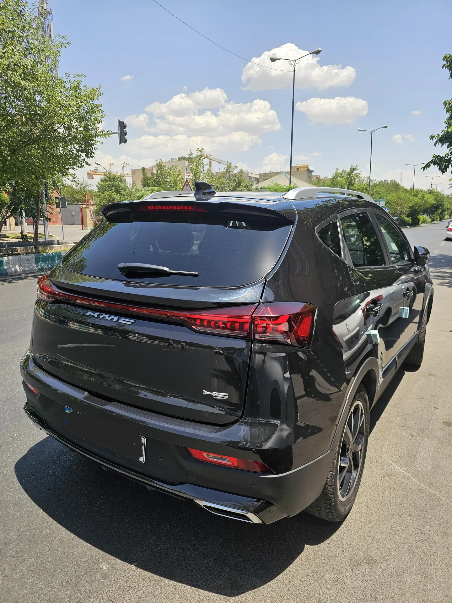 کی ام سی X5