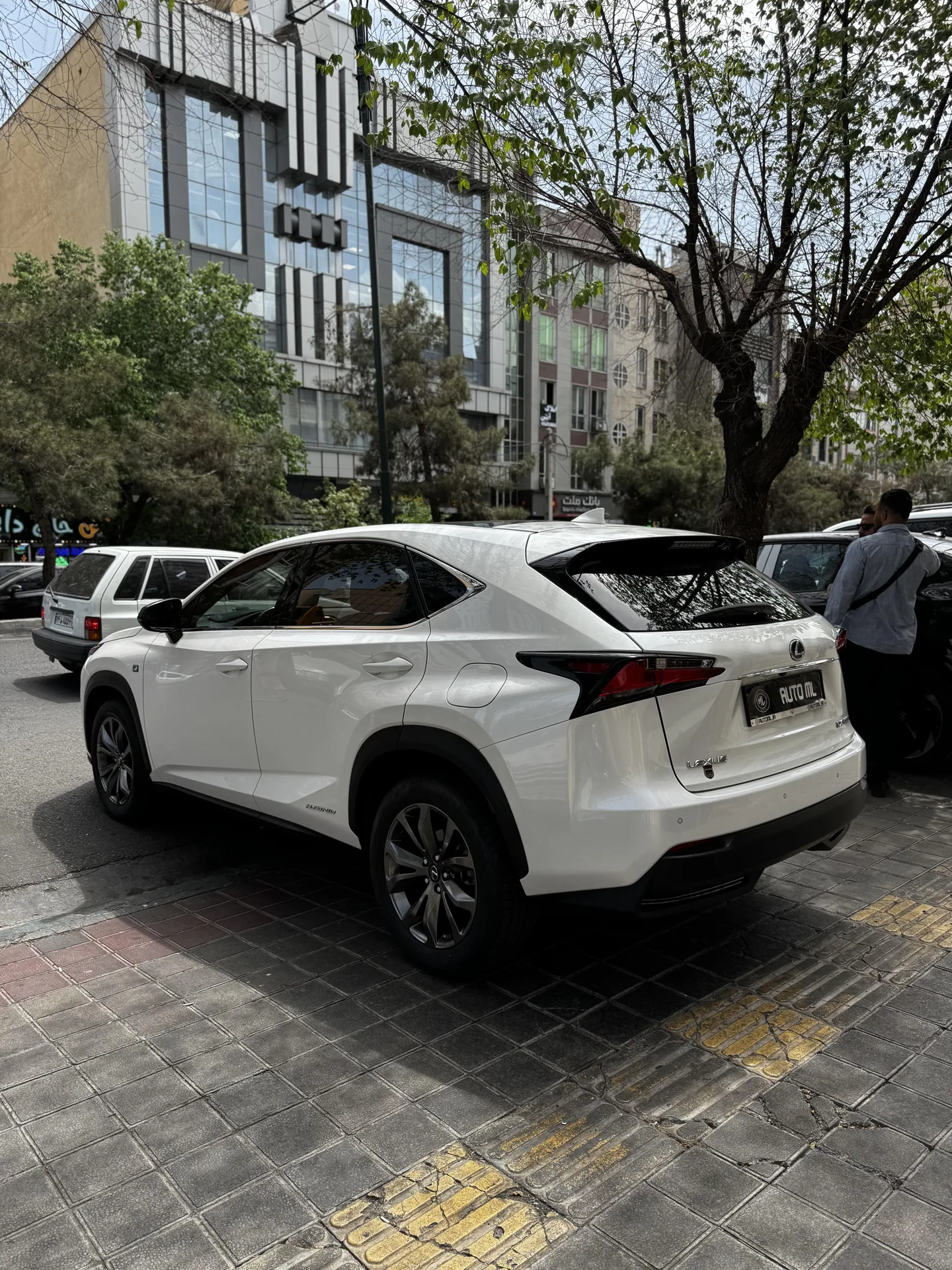 لکسوس  NX هیبرید 3