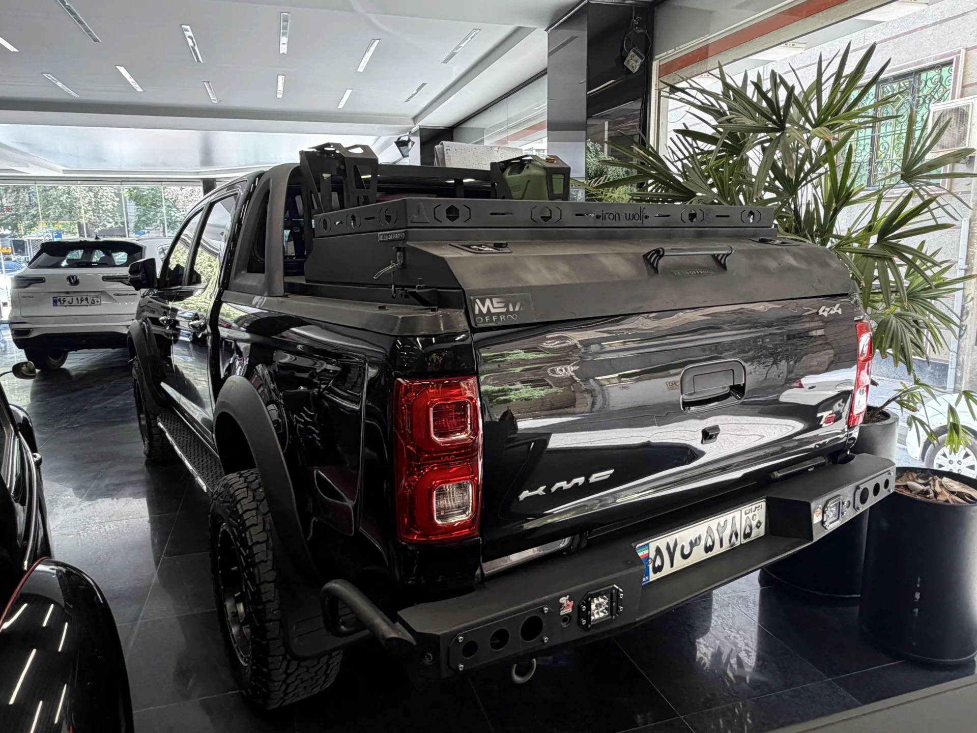 کی ام سی  T8 3