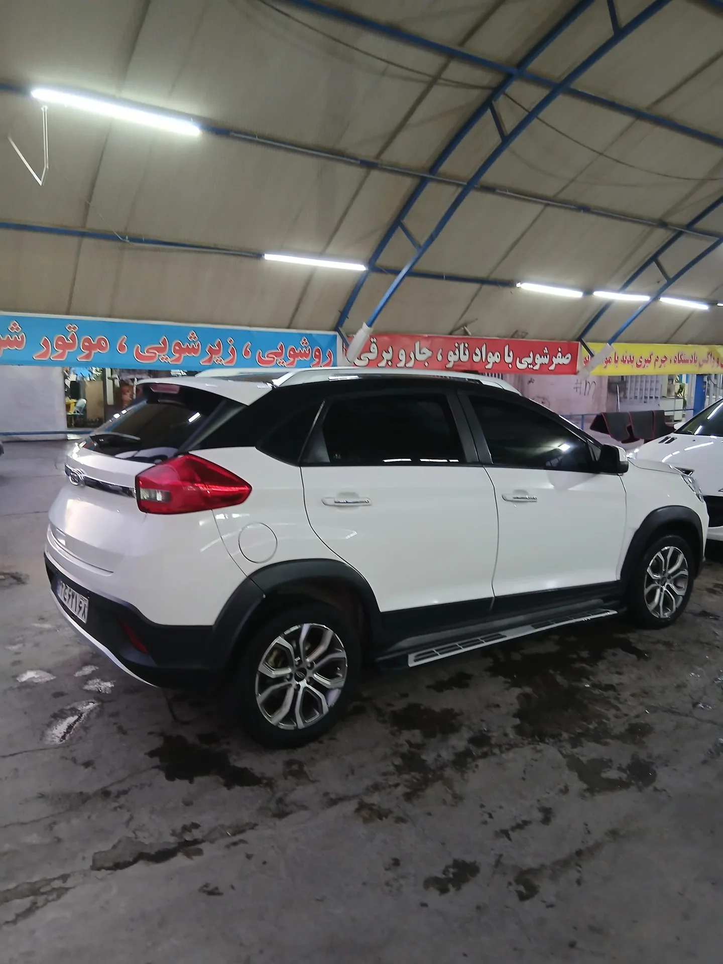 ام وی ام  X22 2