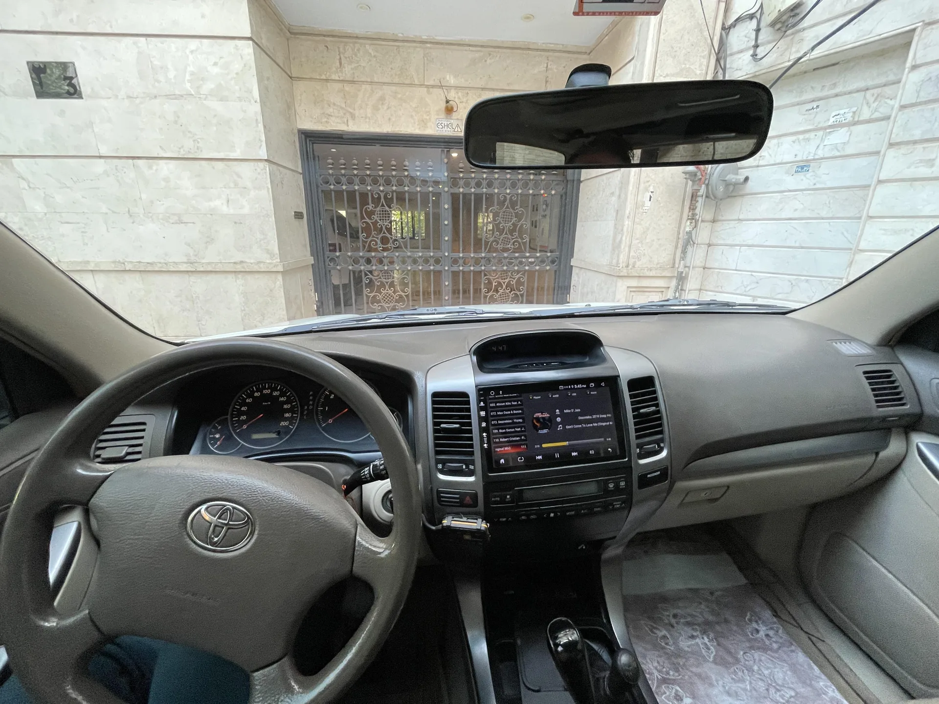 تویوتا  پرادو دو در 3