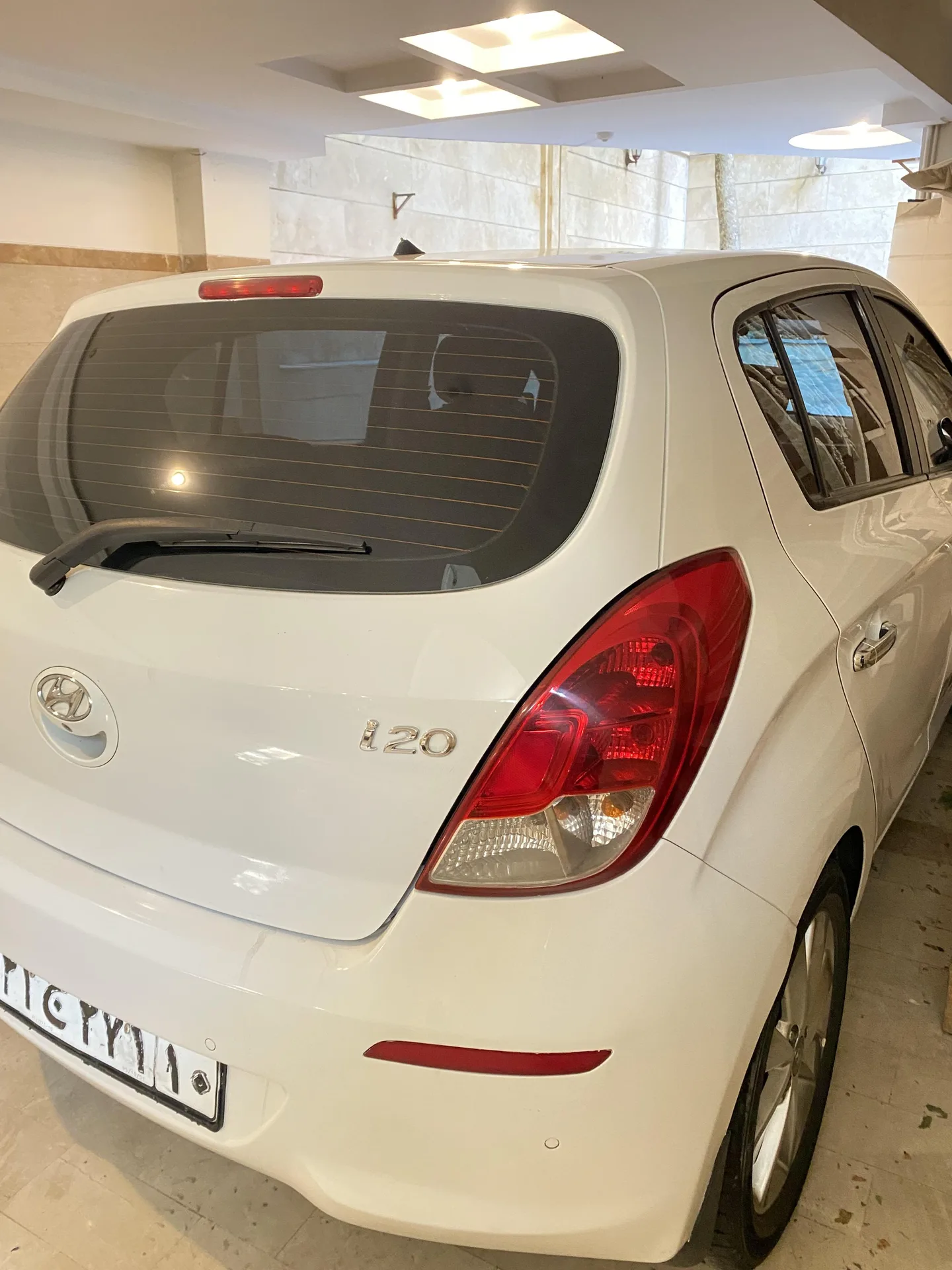 هیوندای  i20 4