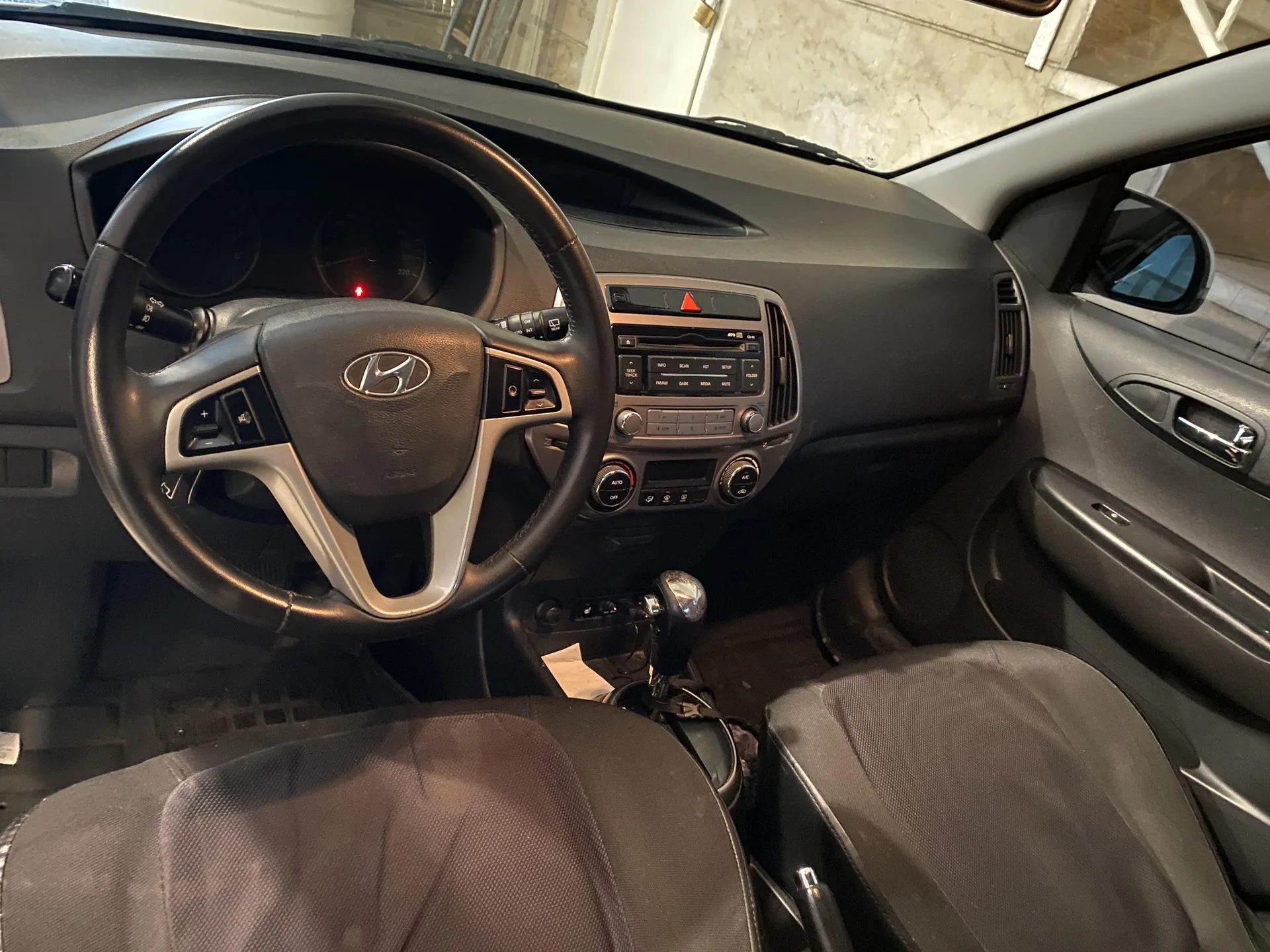 هیوندای  i20 6