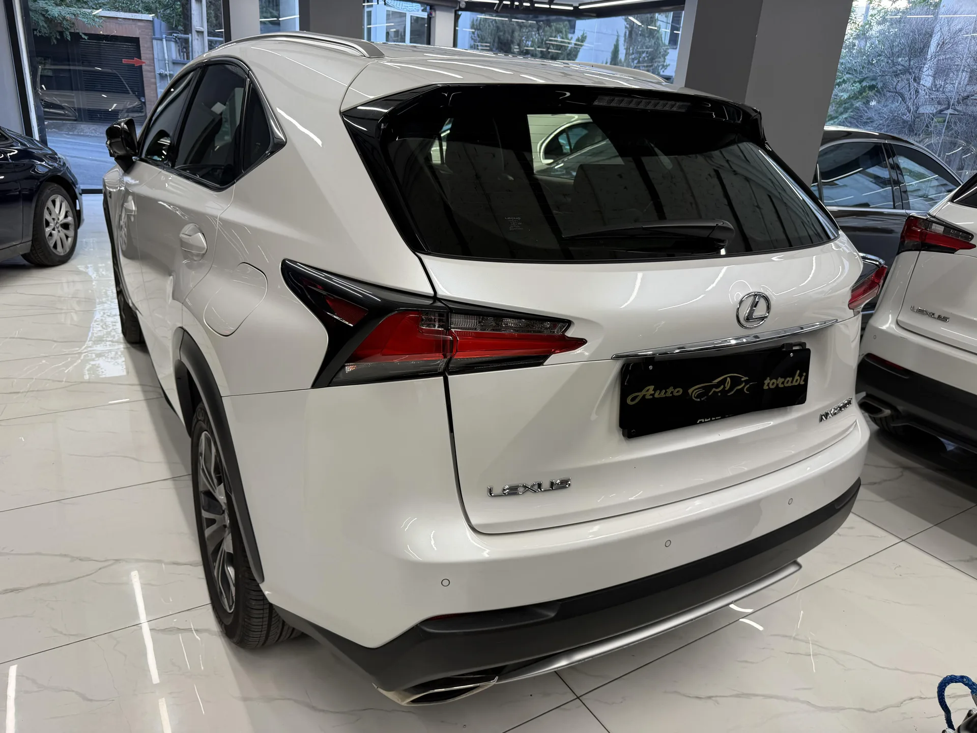 لکسوس  NX 7