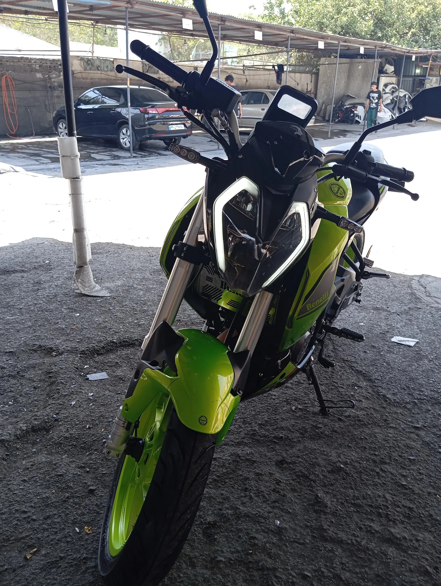 بنلی  TNT 180S 4