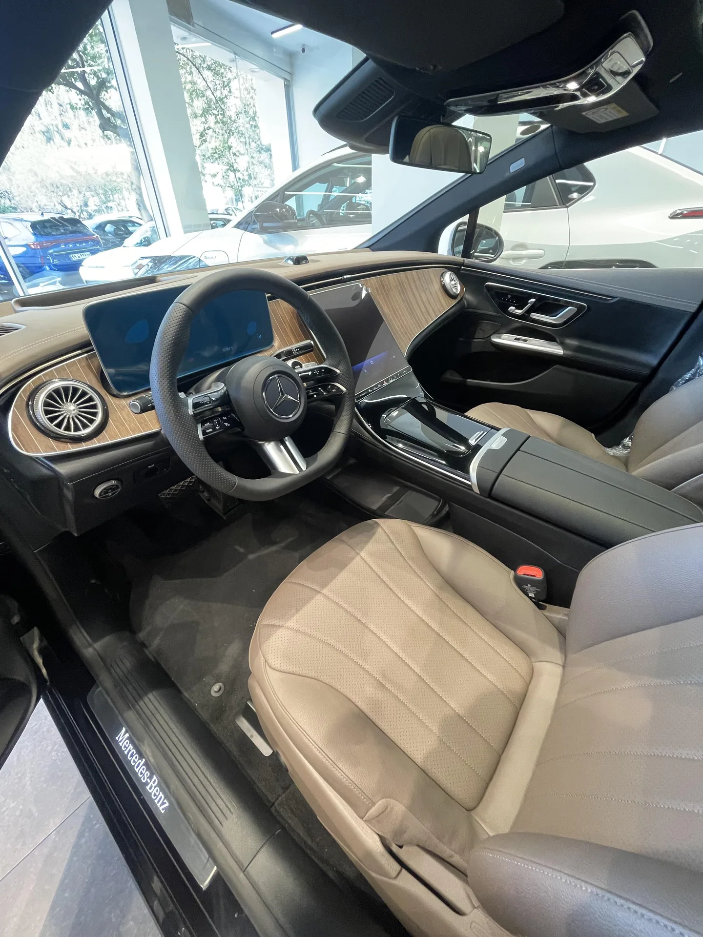 بنز  EQE Sedan 3