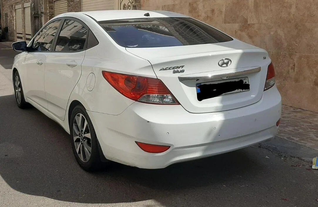 هیوندای  اکسنت 2