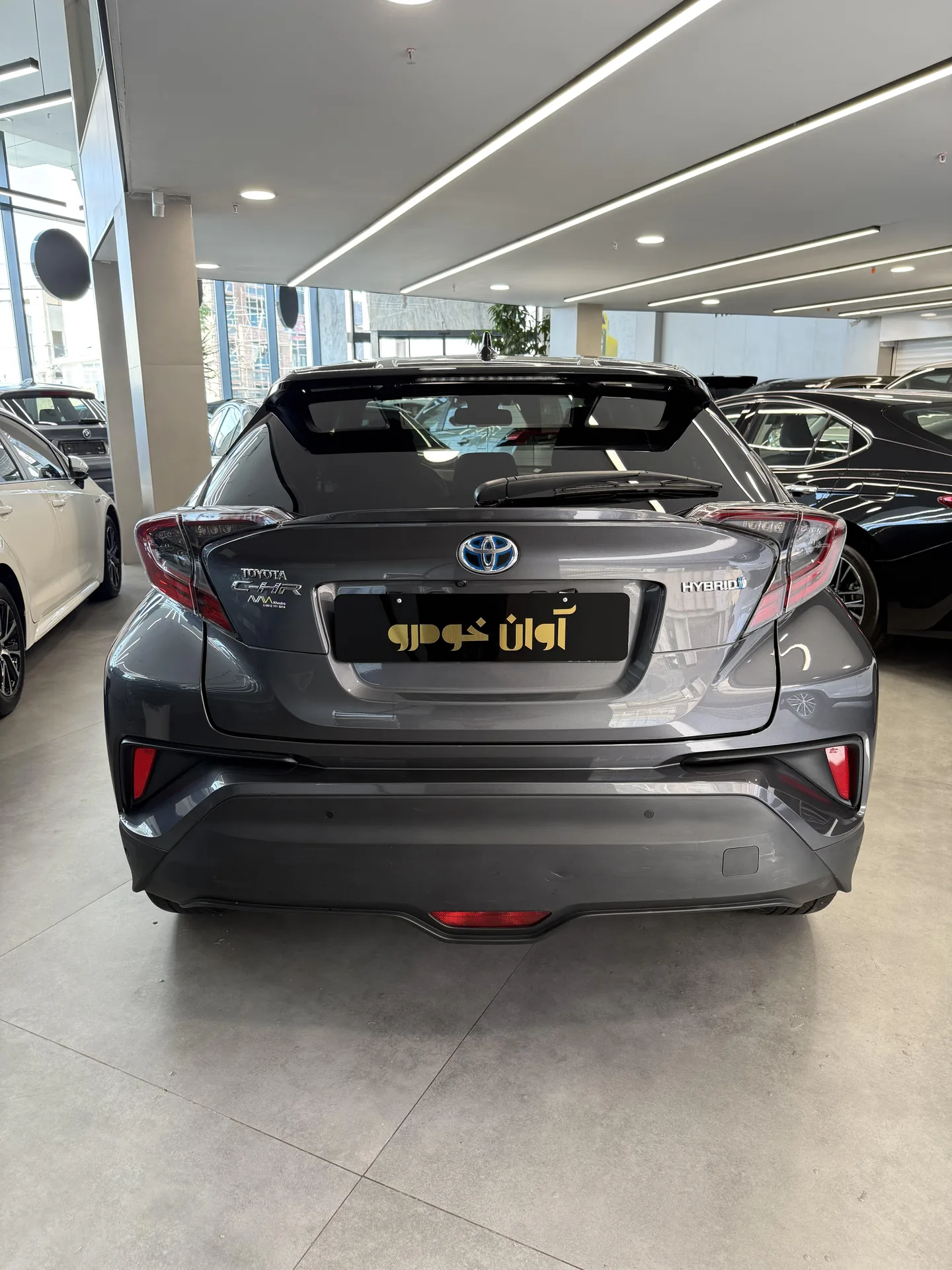 تویوتا  C-HR هیبرید 4