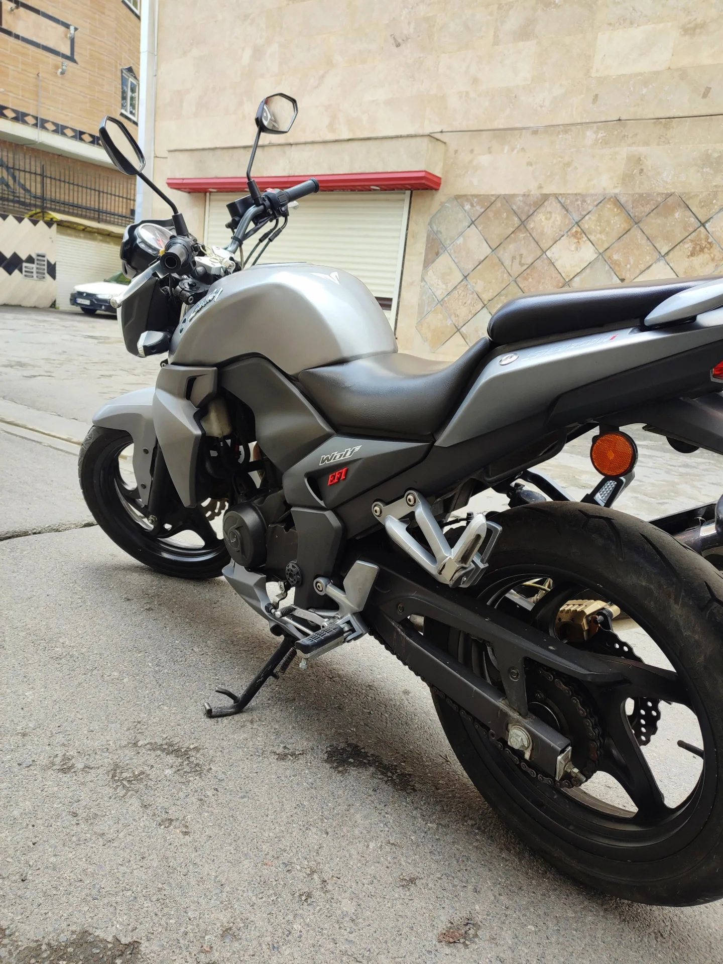 اس وای ام  لاکی T3 250 2
