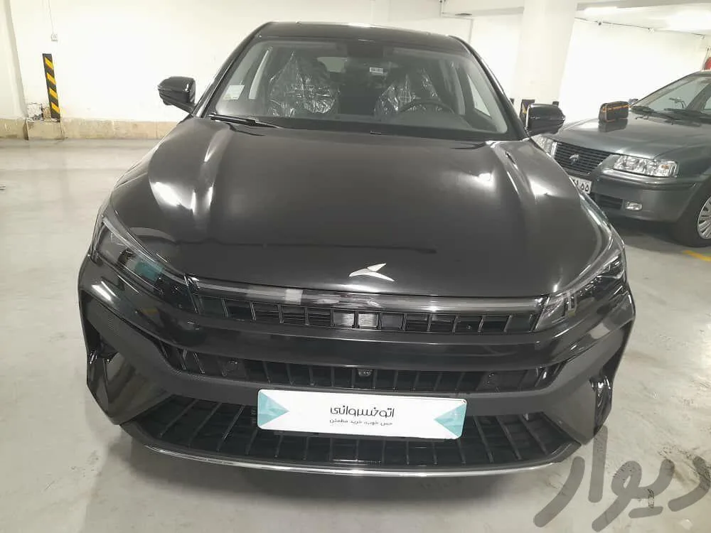 کی ام سی  J7 7