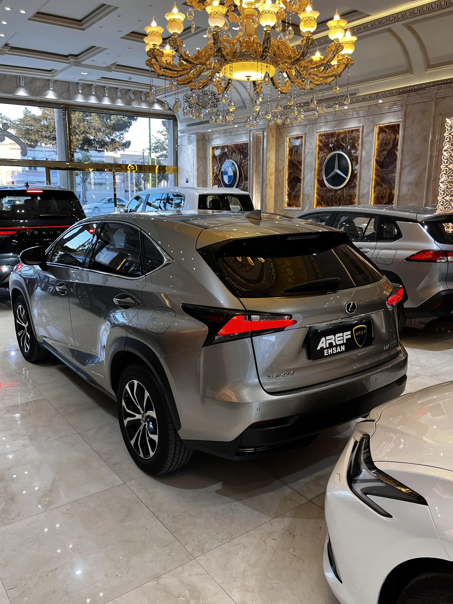 لکسوس  NX هیبرید 4