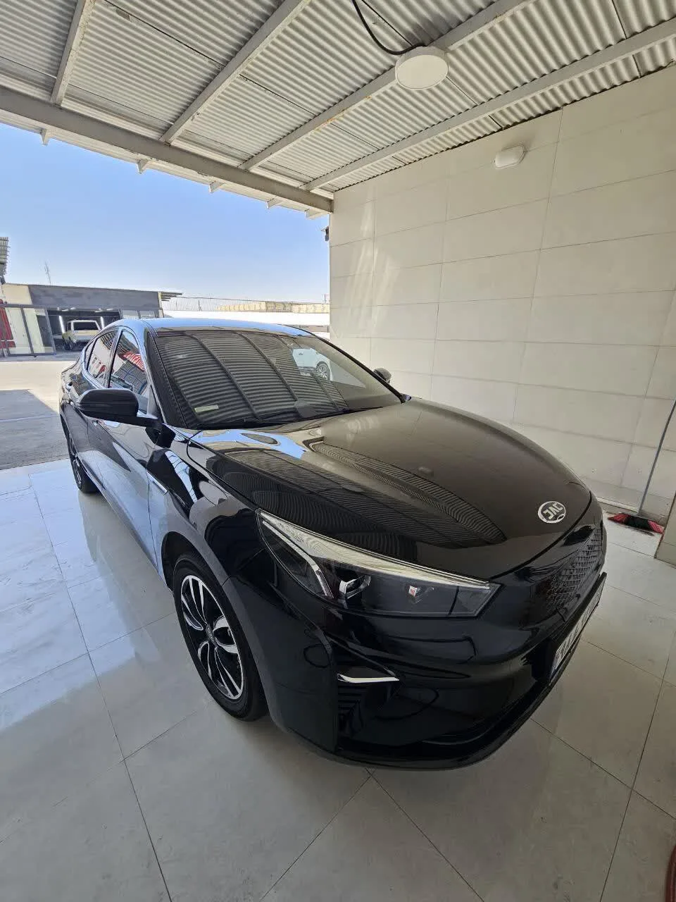 کی ام سی eJ7