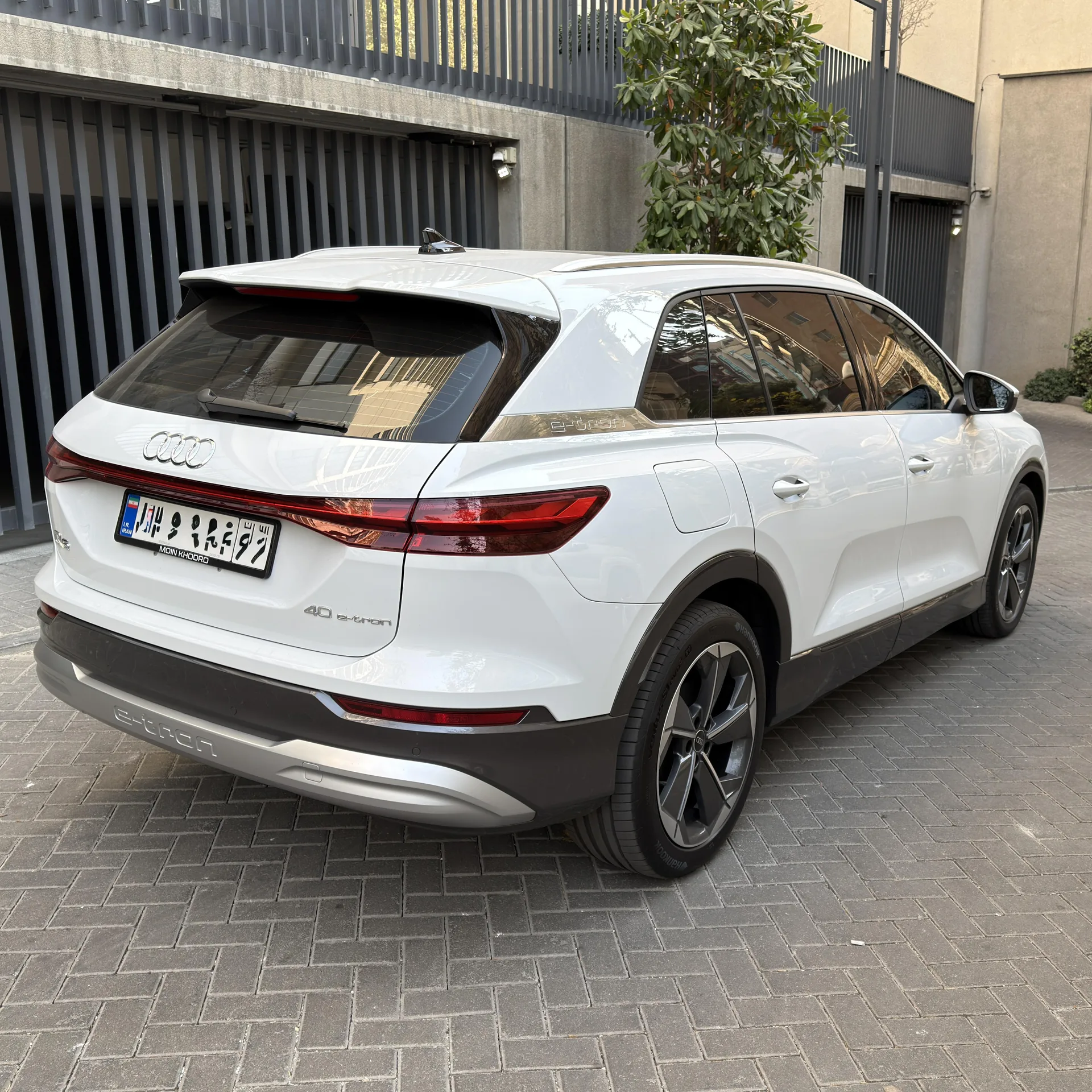 آئودی  Q5 e-tron 2