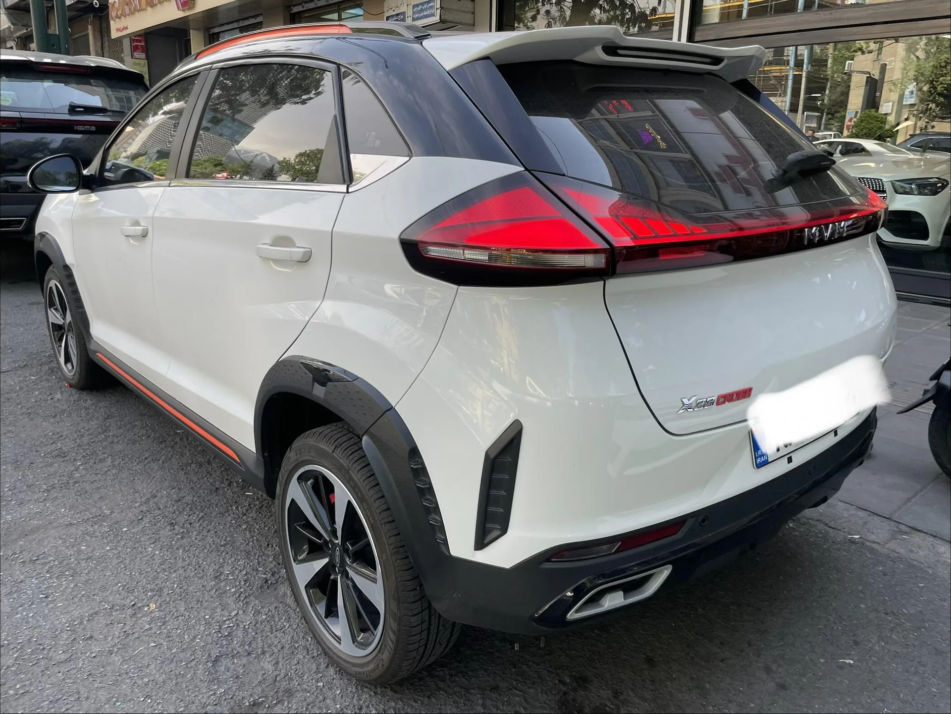 ام وی ام  X33 کراس 3