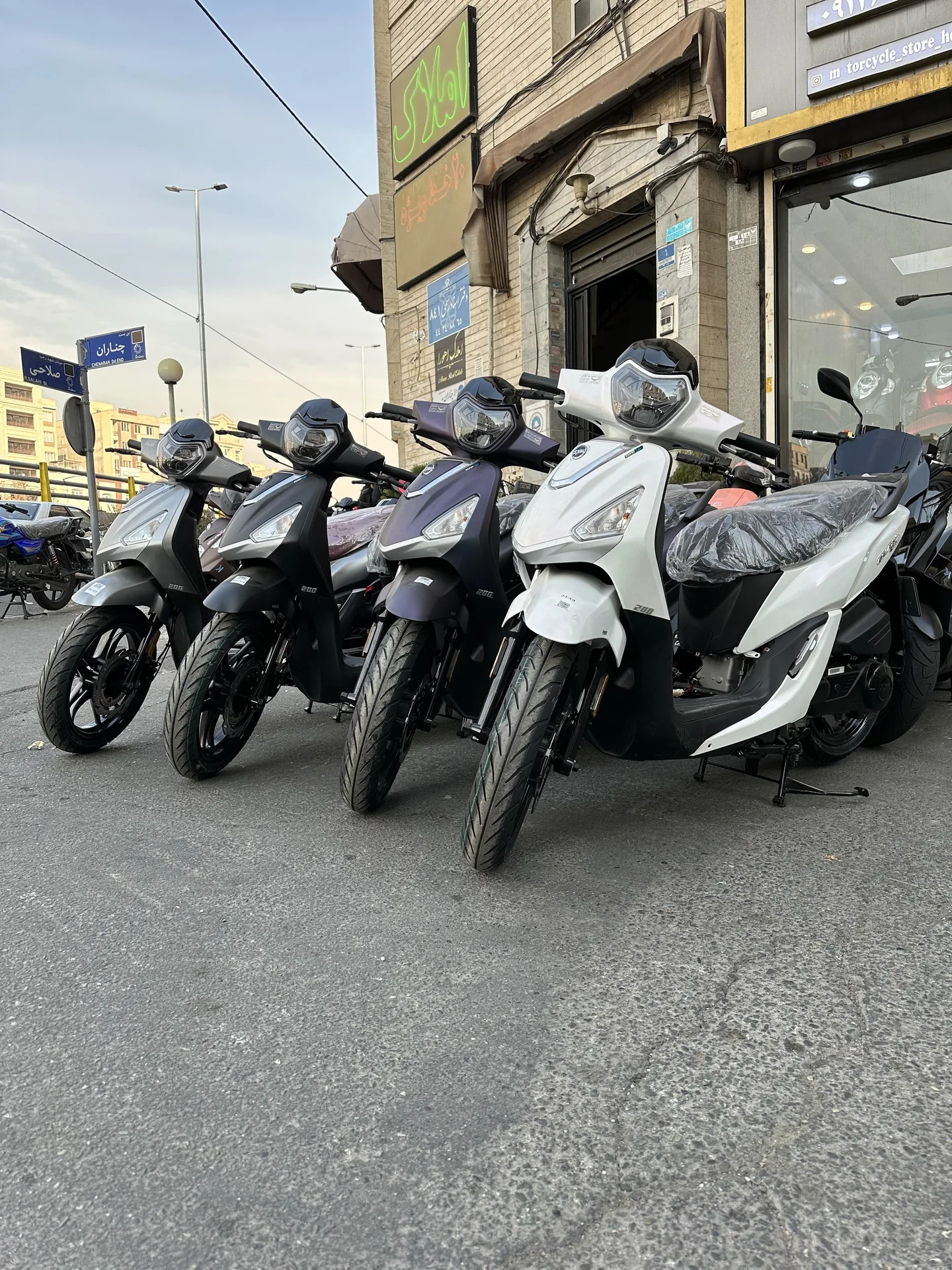 اس وای ام  گلکسی SF180 3