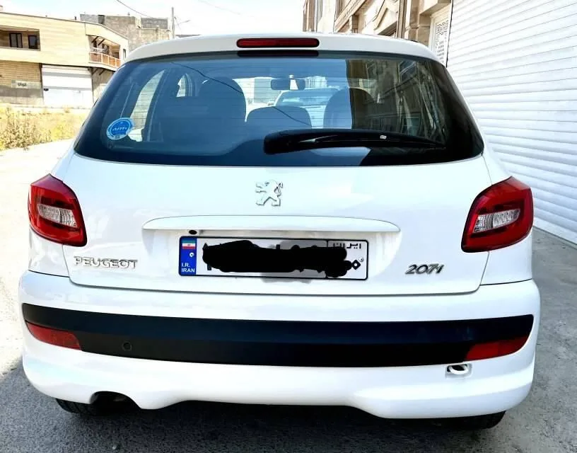 پژو 207