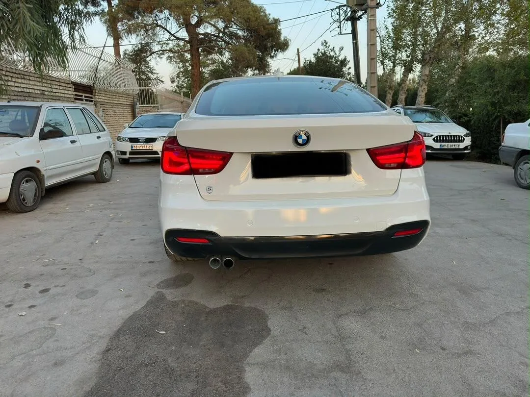 ب ام و  سری 3 GT 4