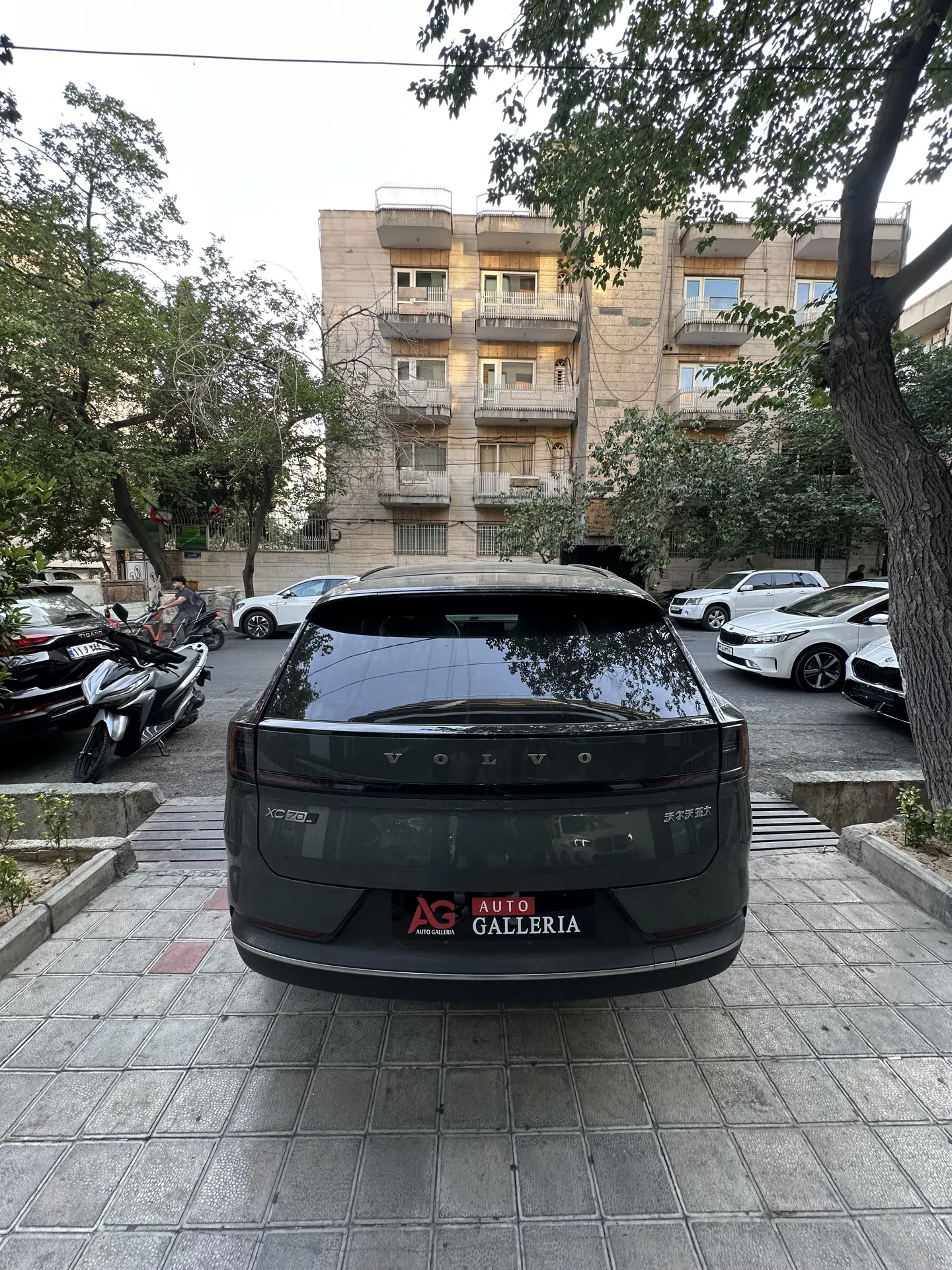 ولوو  XC70 4