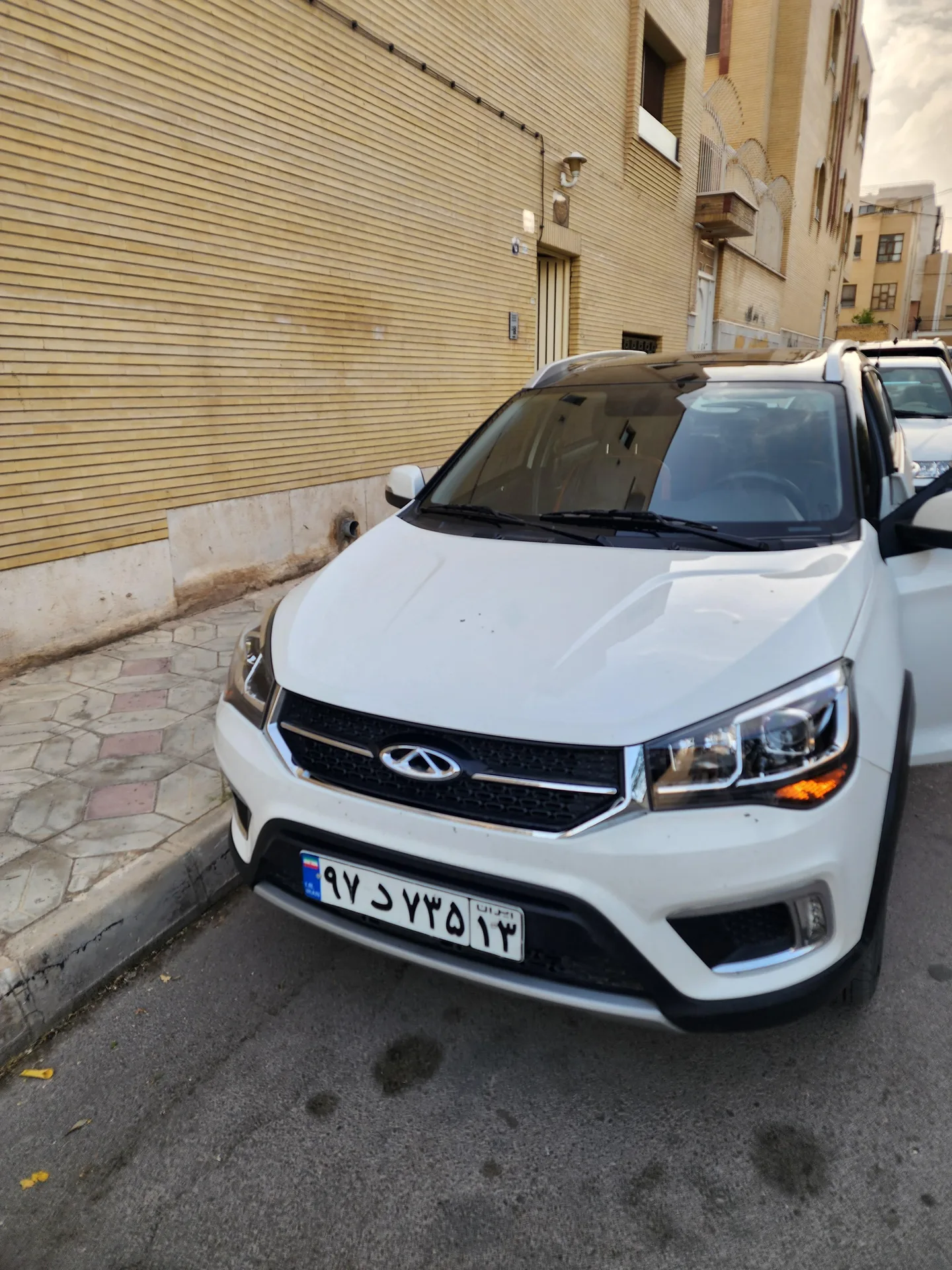 ام وی ام  X22 2