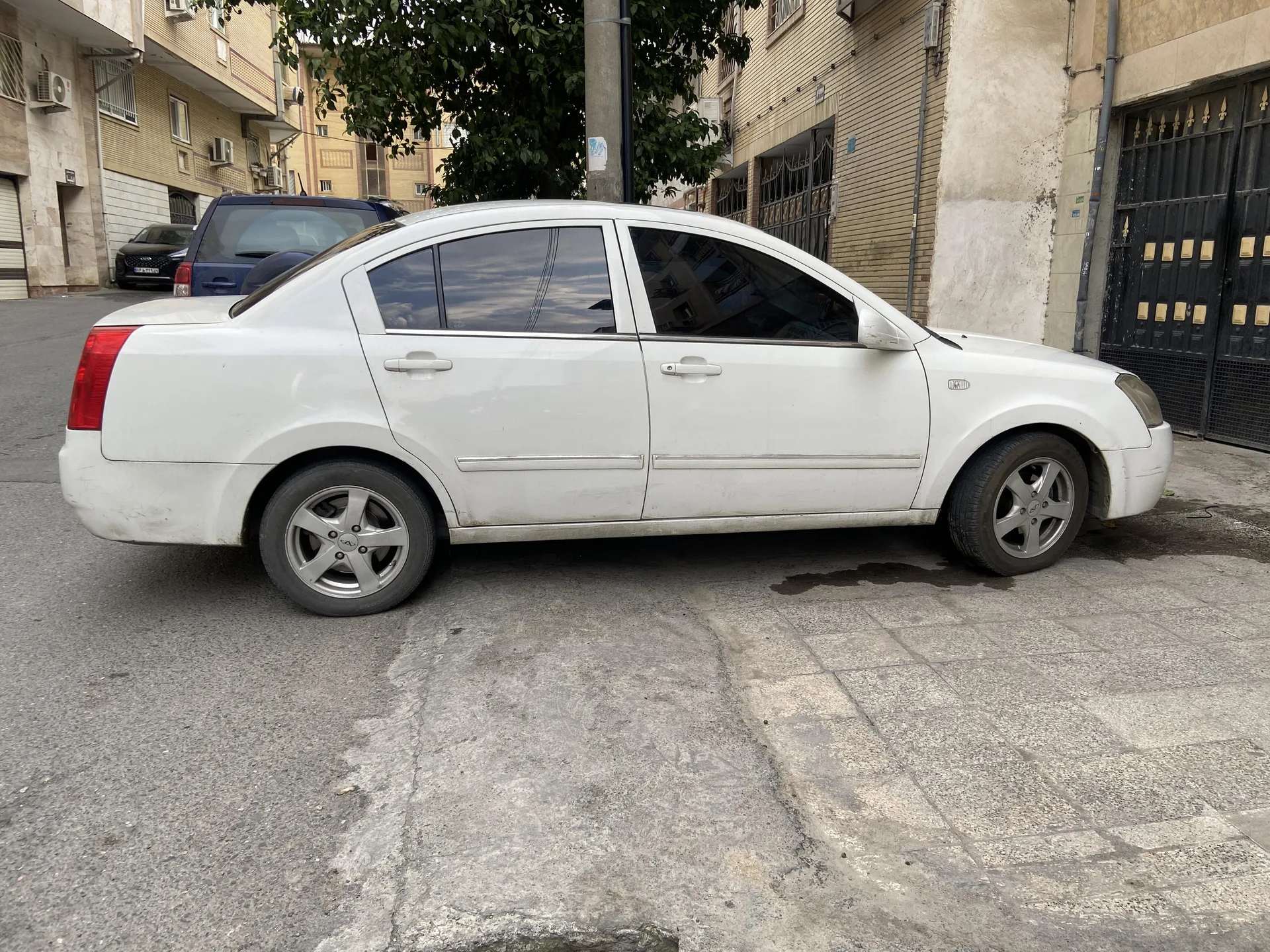 ام وی ام  530 4