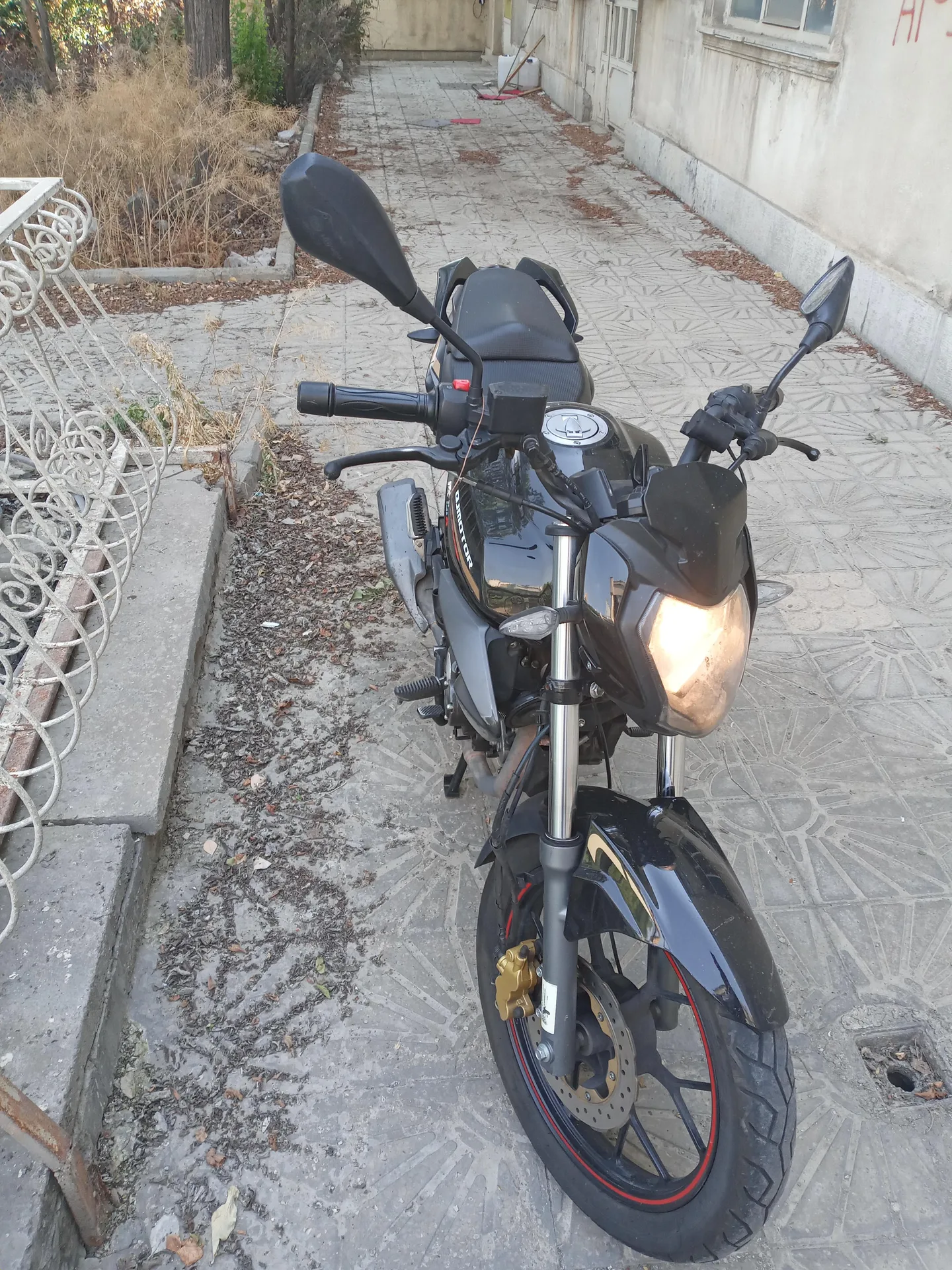 کویر موتور  GLX150 2