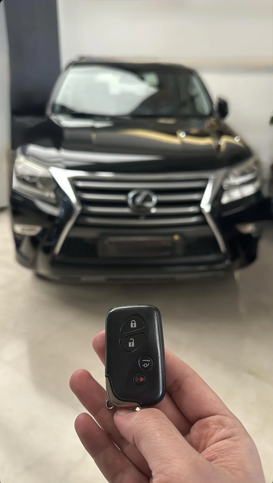 لکسوس  GX 8