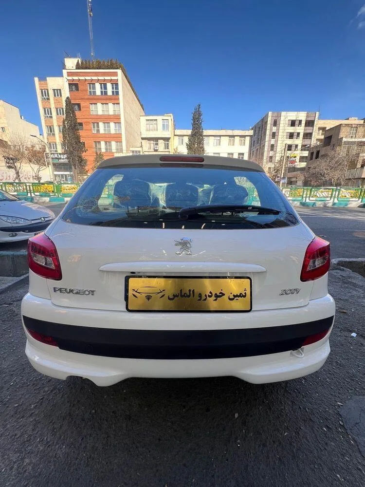 پژو  207 4