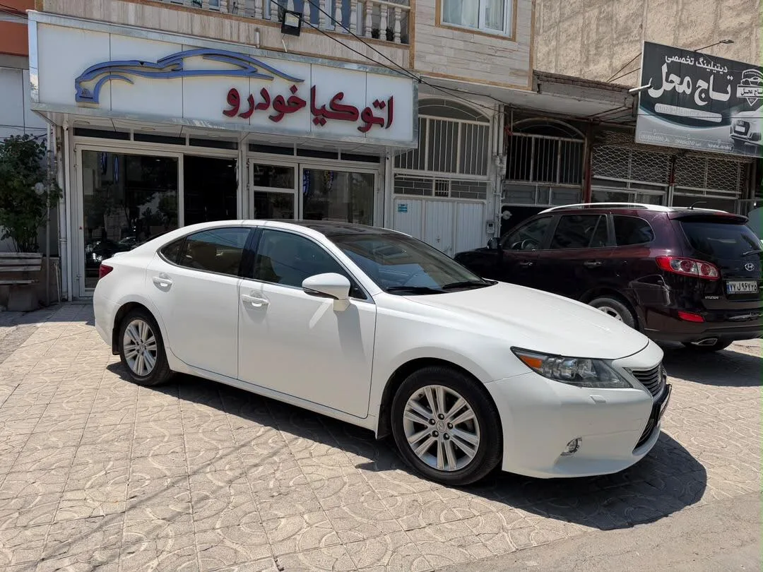 لکسوس  ES 9