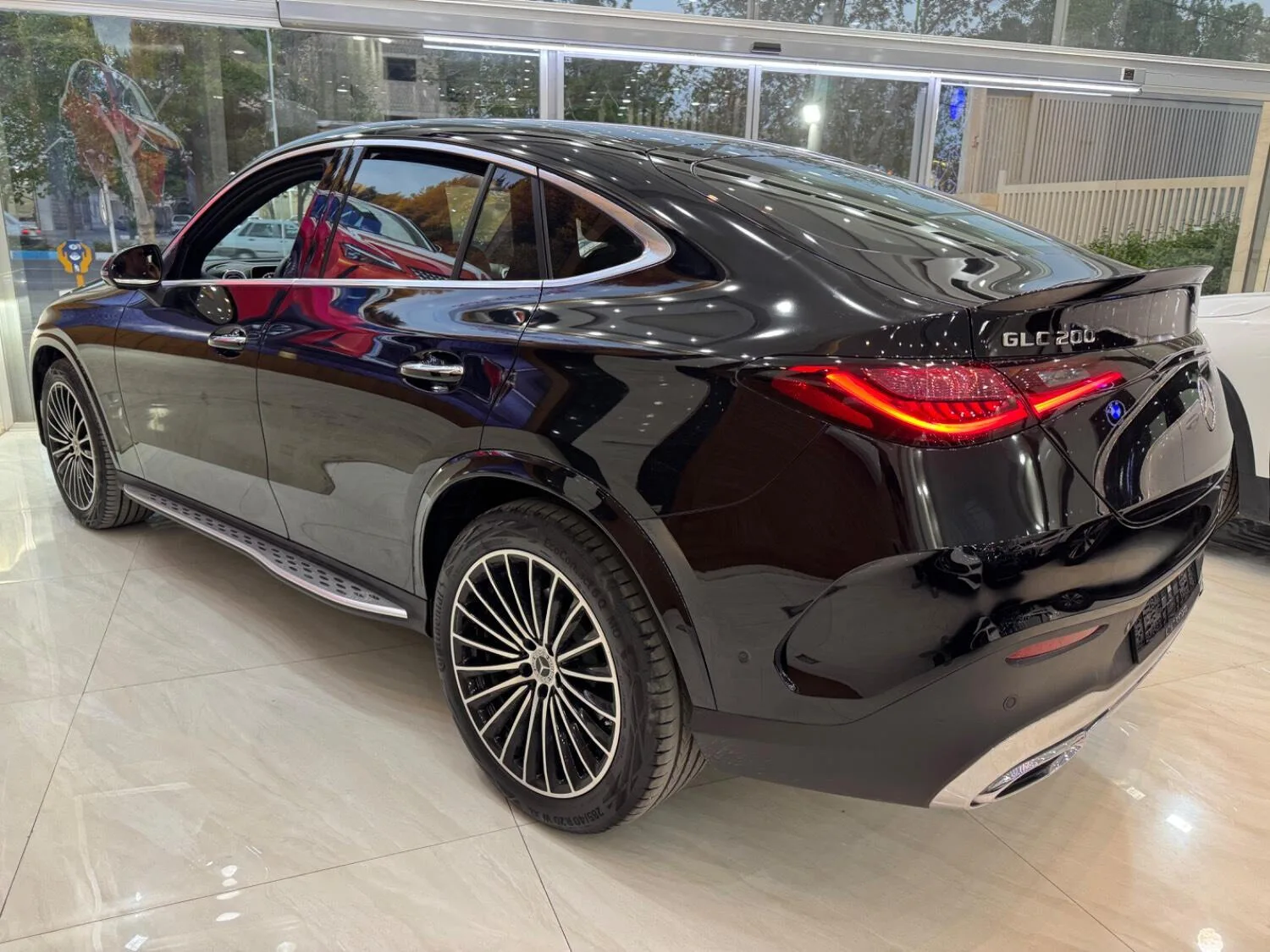 بنز  کلاس GLC کوپه 8