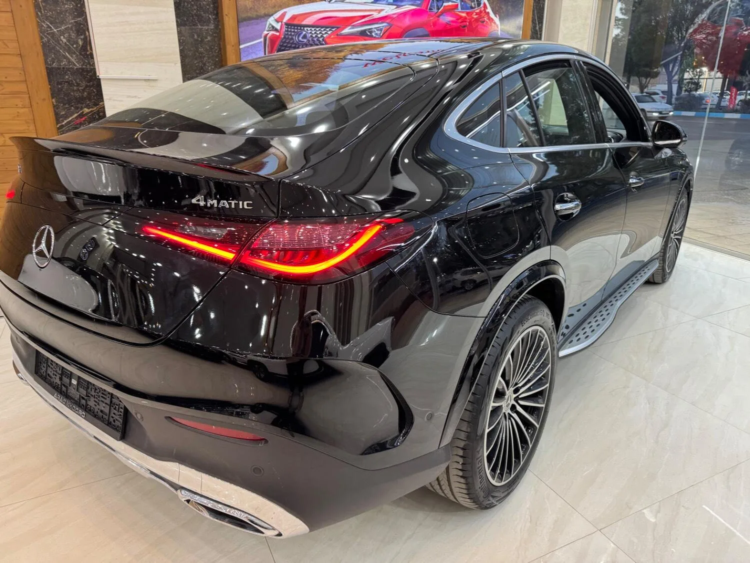 بنز  کلاس GLC کوپه 9