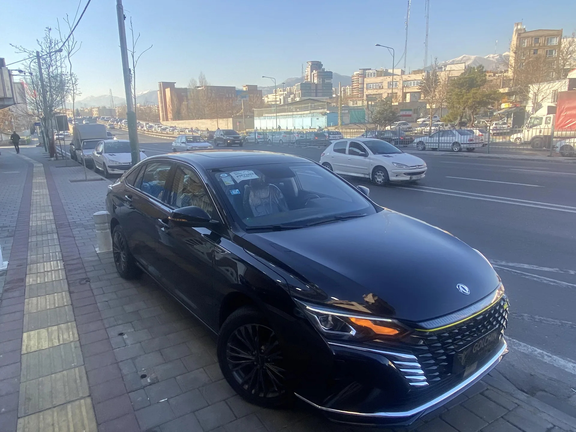 دانگ فنگ  شاین مکس هیبرید 8