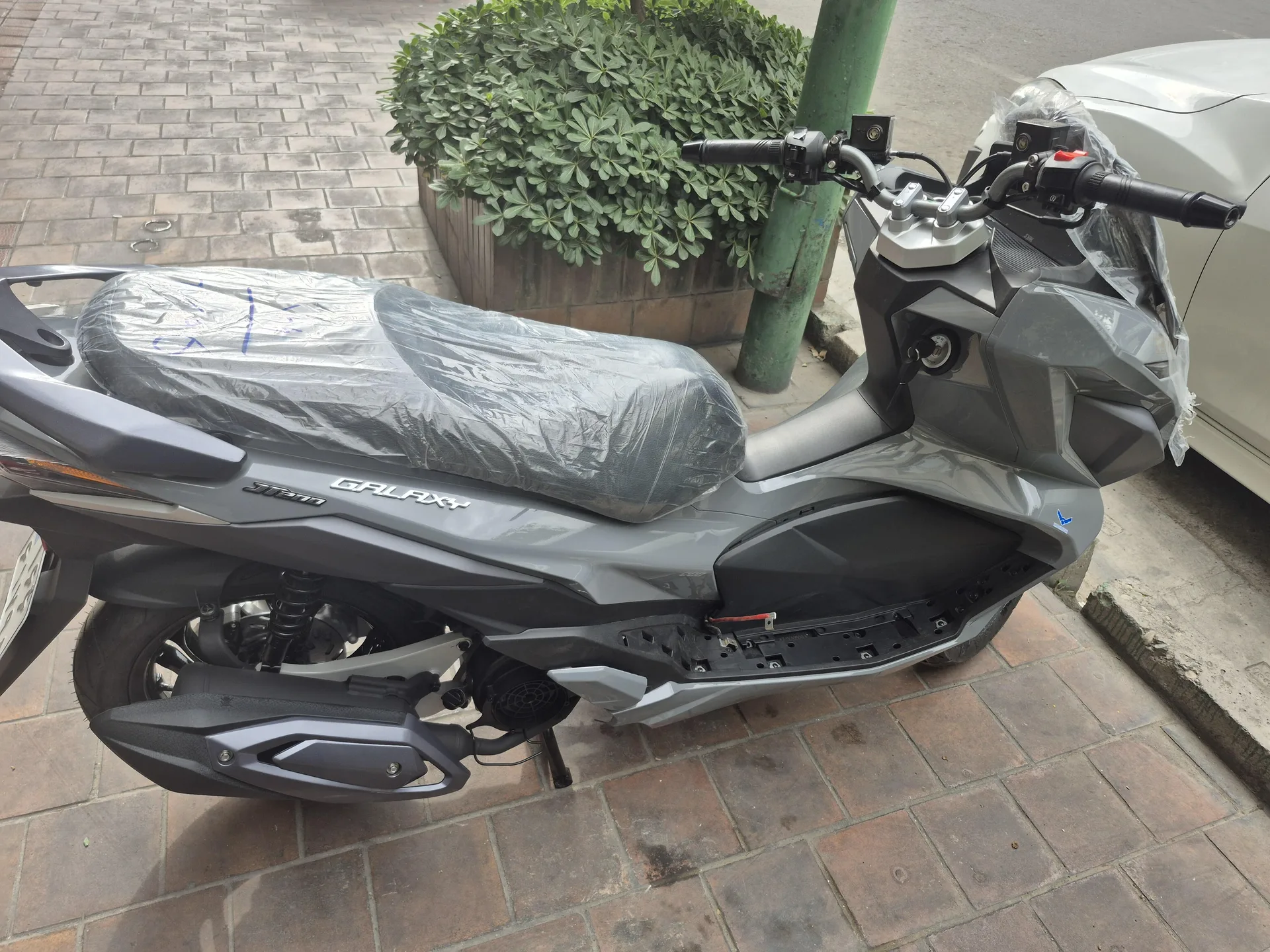 اس وای ام  گلکسی JT200 2