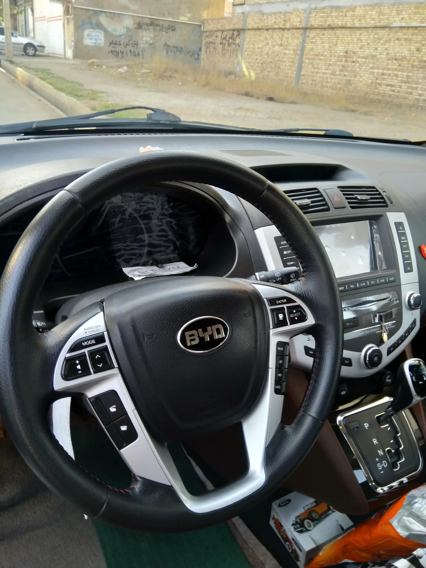 بی وای دی  S6 3