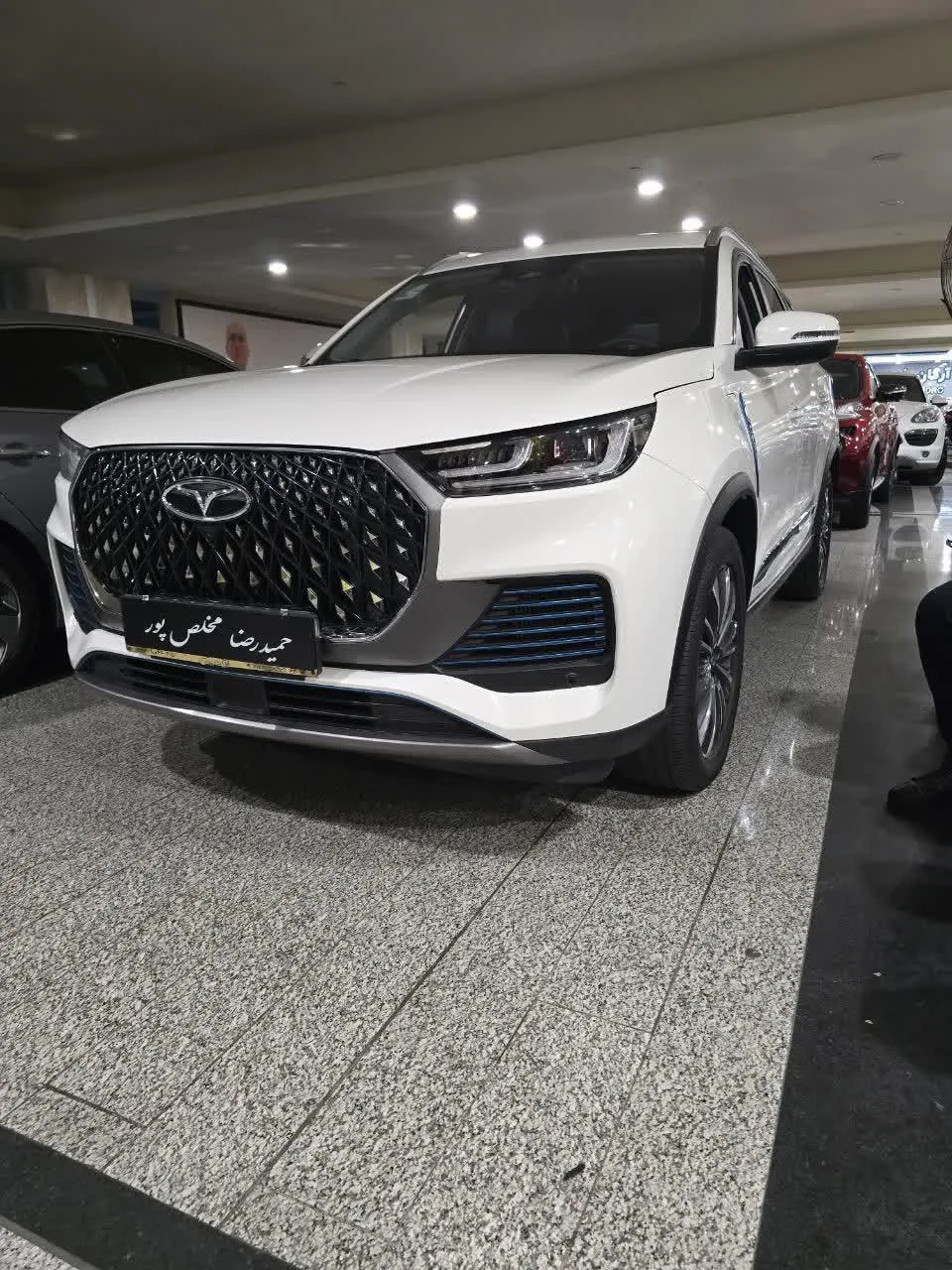 فونیکس  تیگو 8 پرو هیبرید (F8 PRO PHEV) 4