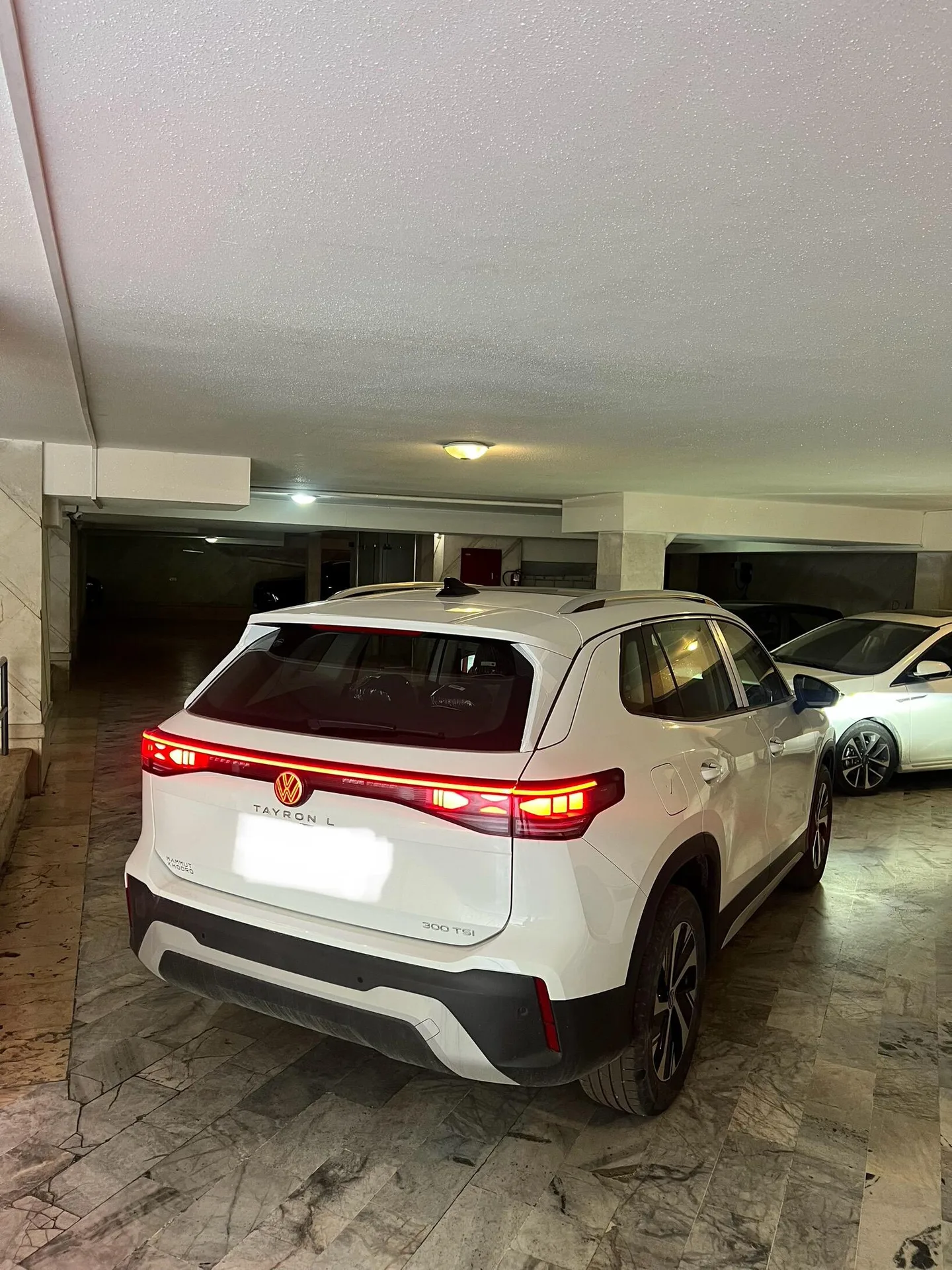 فولکس  تایرون L 2