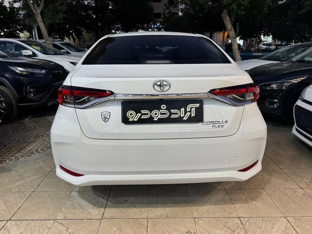 تویوتا  کرولا 2