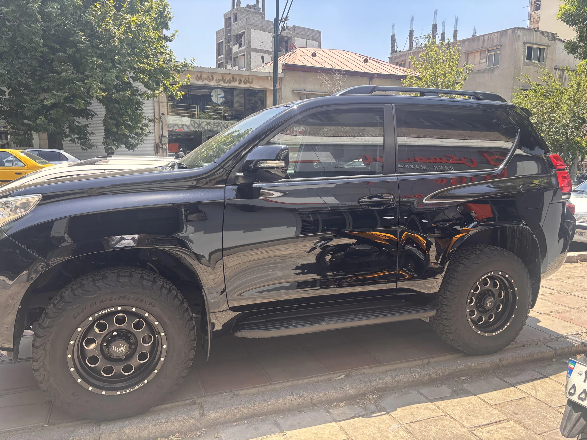 تویوتا  پرادو دو در 5