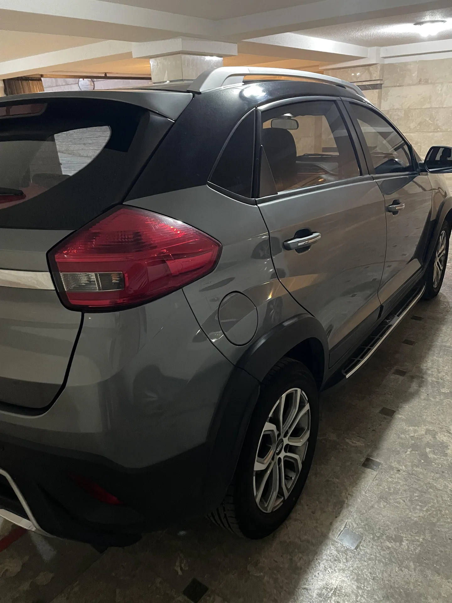 ام وی ام  X22 2