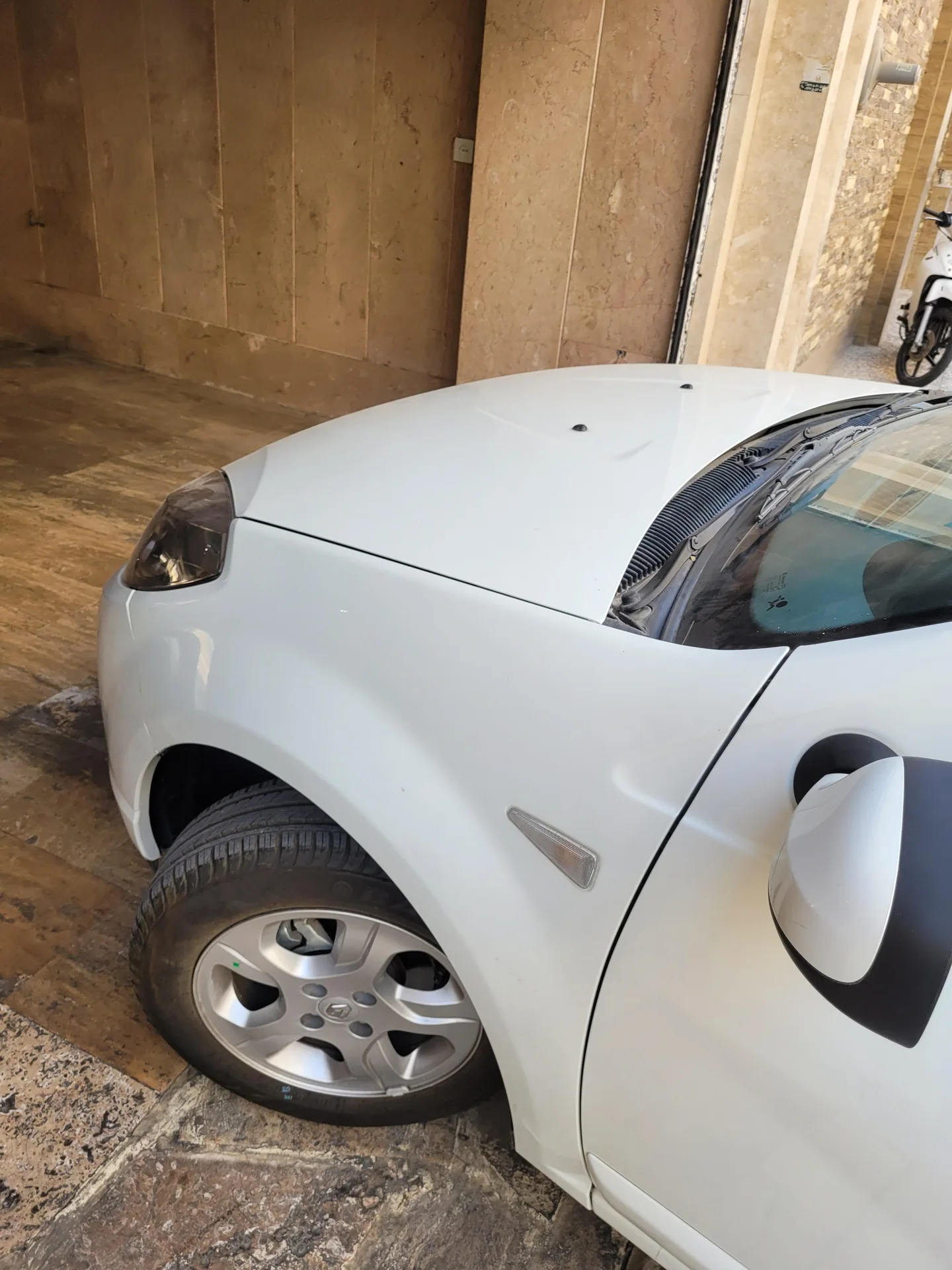 رنو  ساندرو 4
