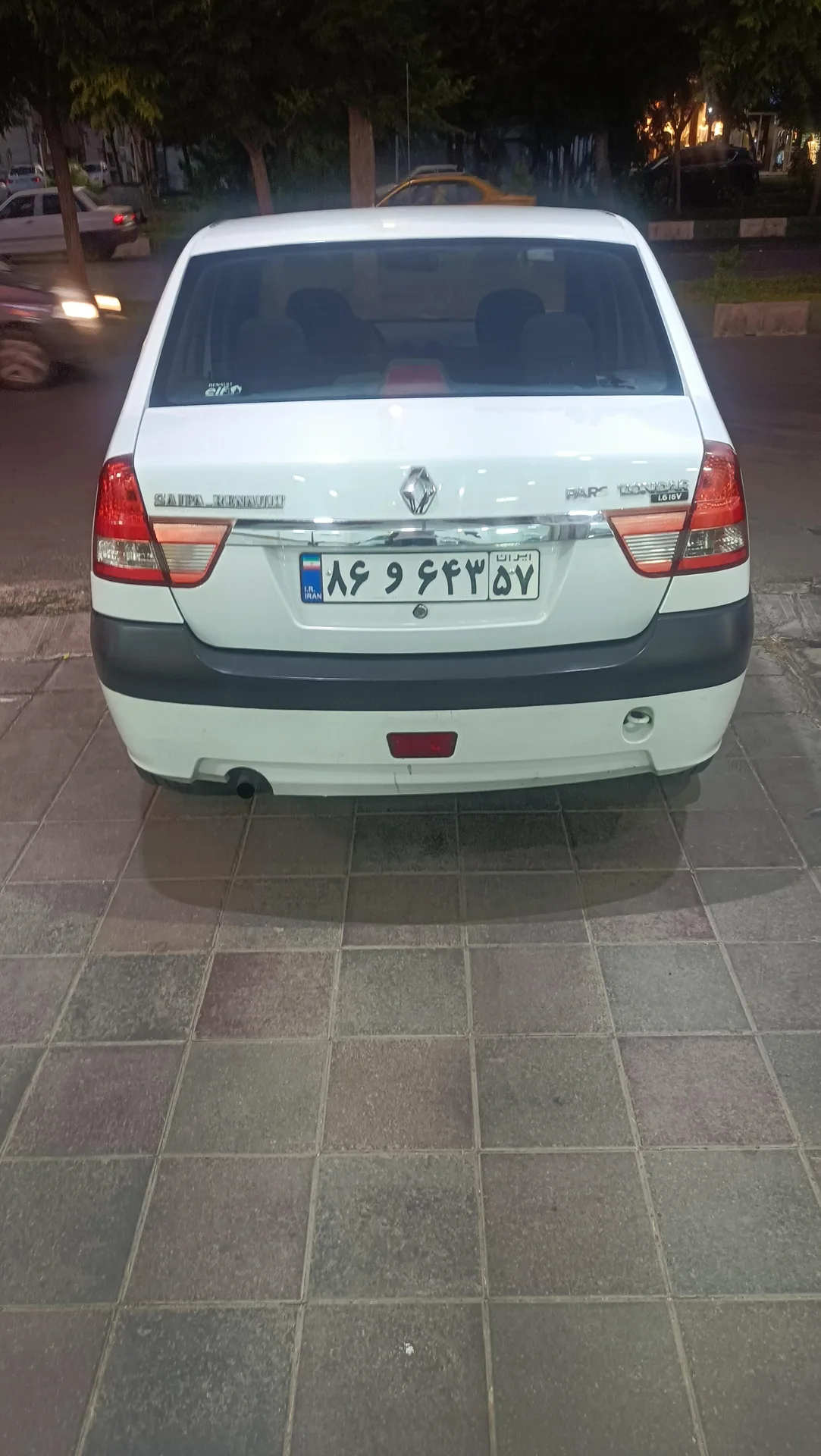 رنو  تندر 90
