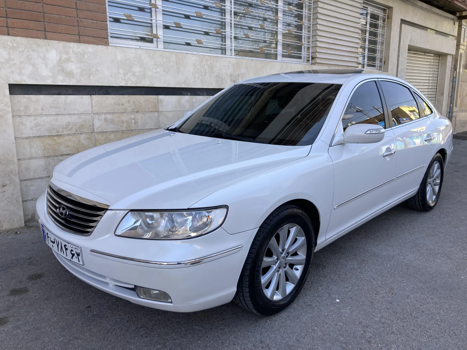 هیوندای آزرا (گرنجور)