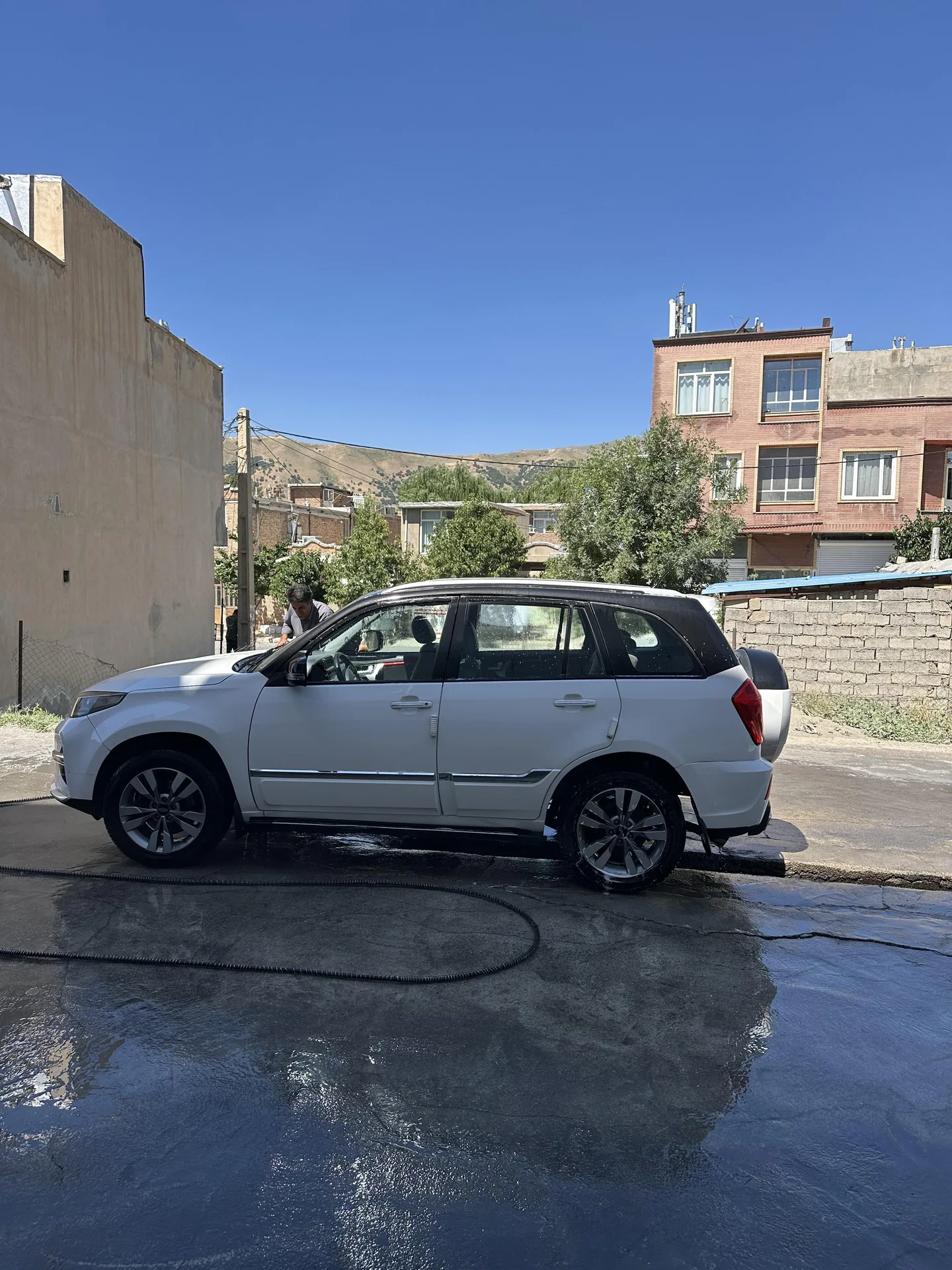 ام وی ام X33 S