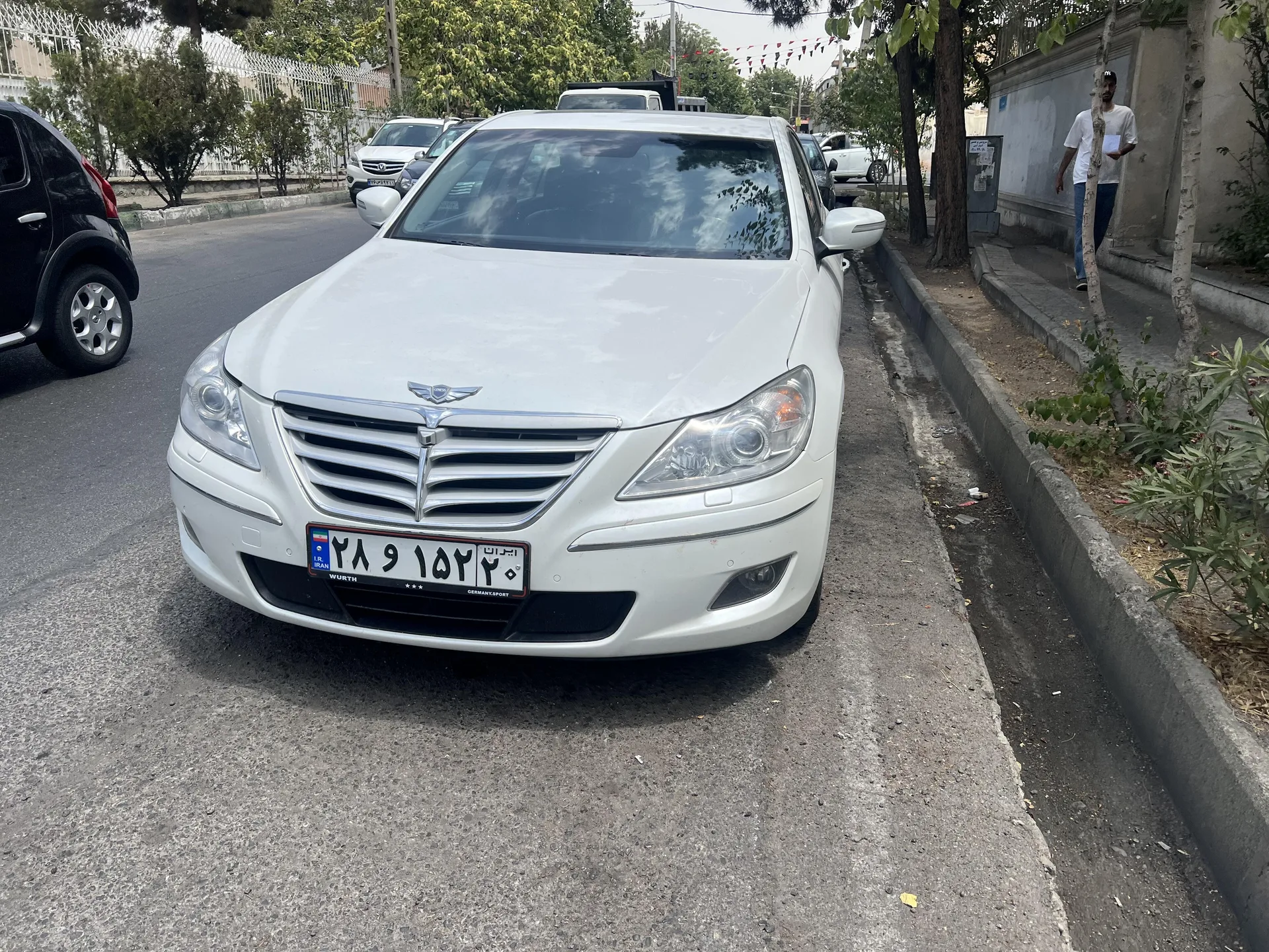 هیوندای  جنسیس