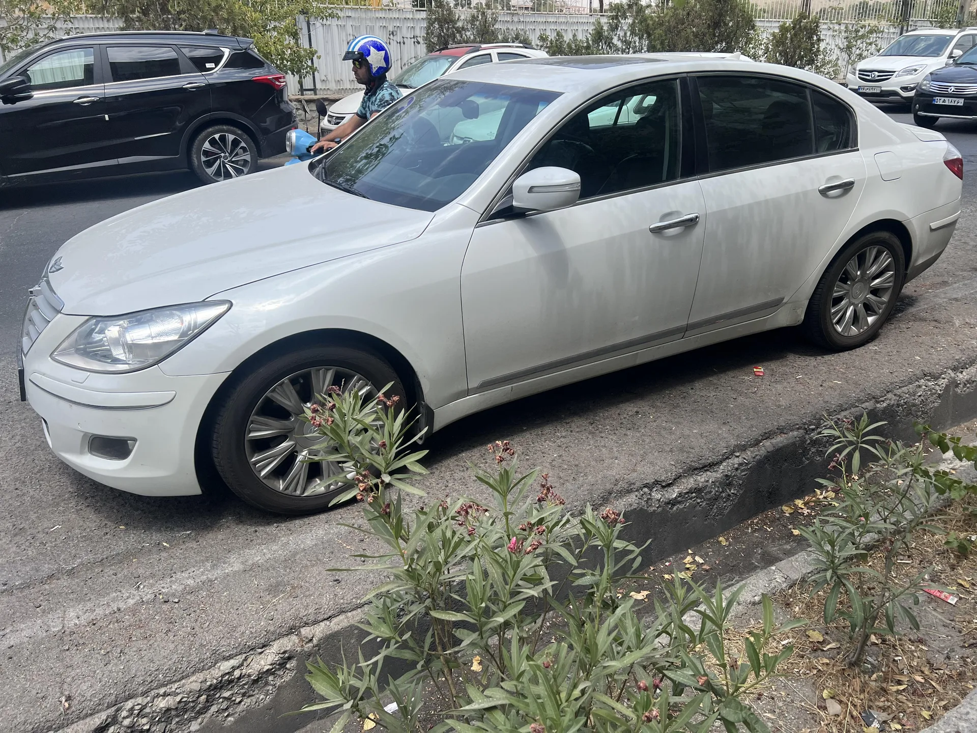 هیوندای  جنسیس 2