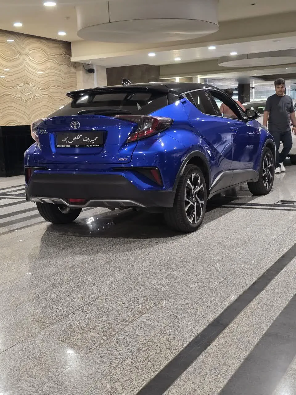 تویوتا  C-HR 2