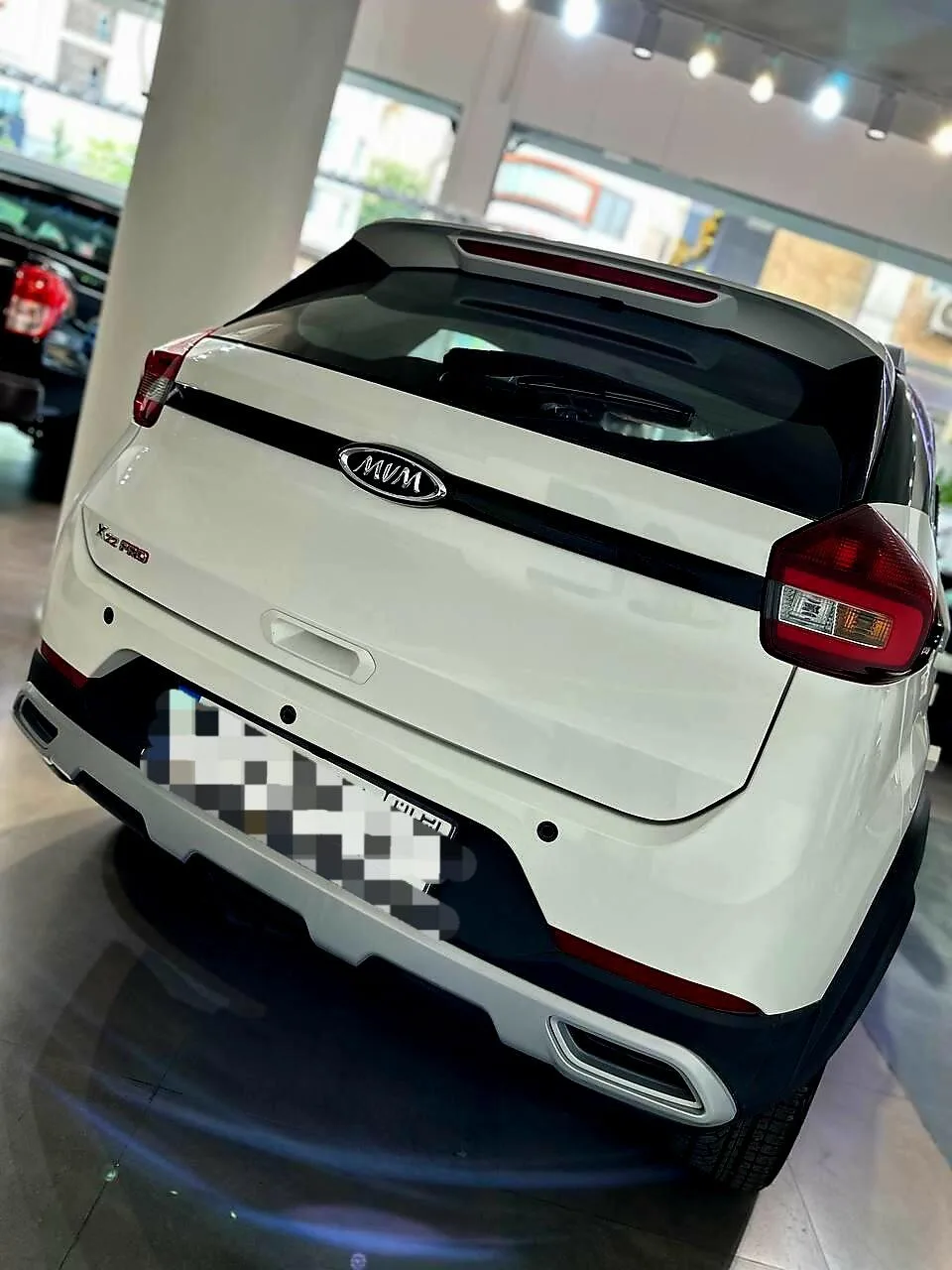 ام وی ام  X22 PRO 4