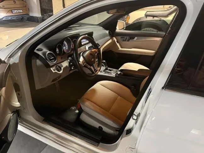 بنز  کلاس C 4
