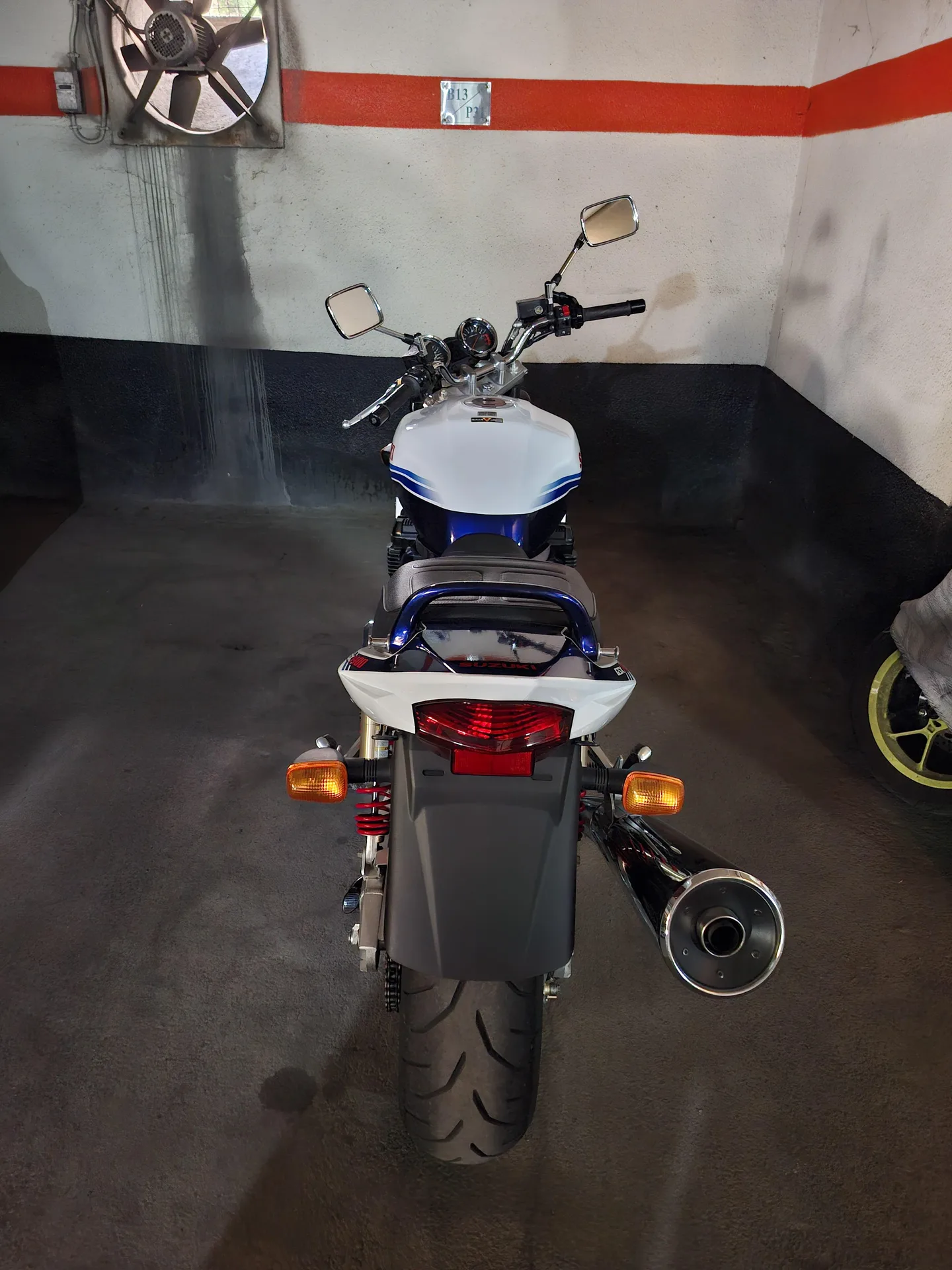 سوزوکی  GSX 1400 3
