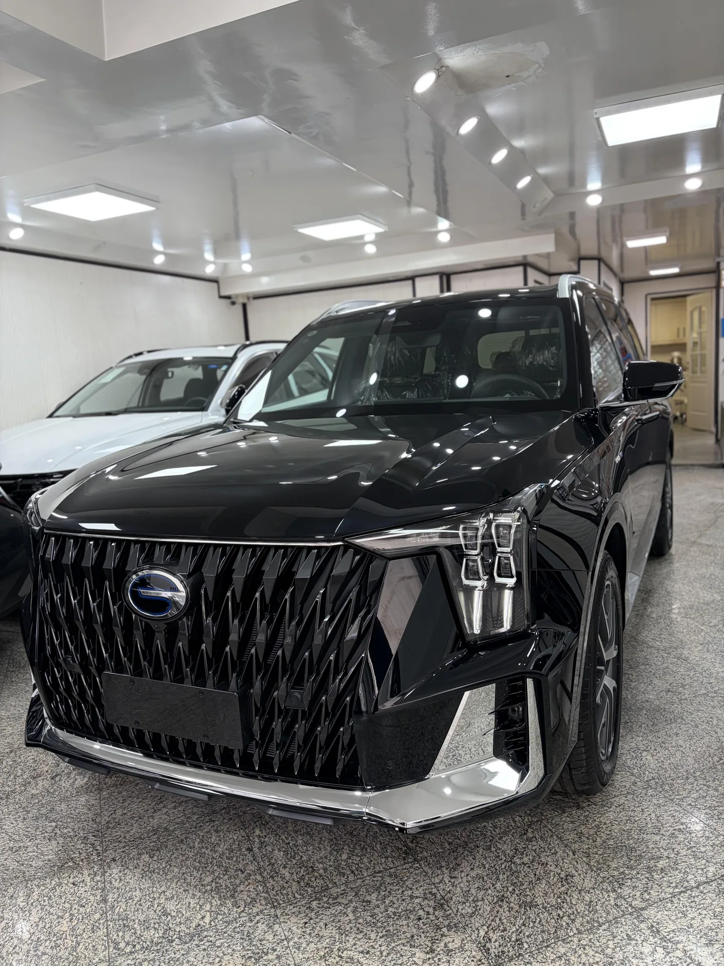 جی ای سی  ES9 3